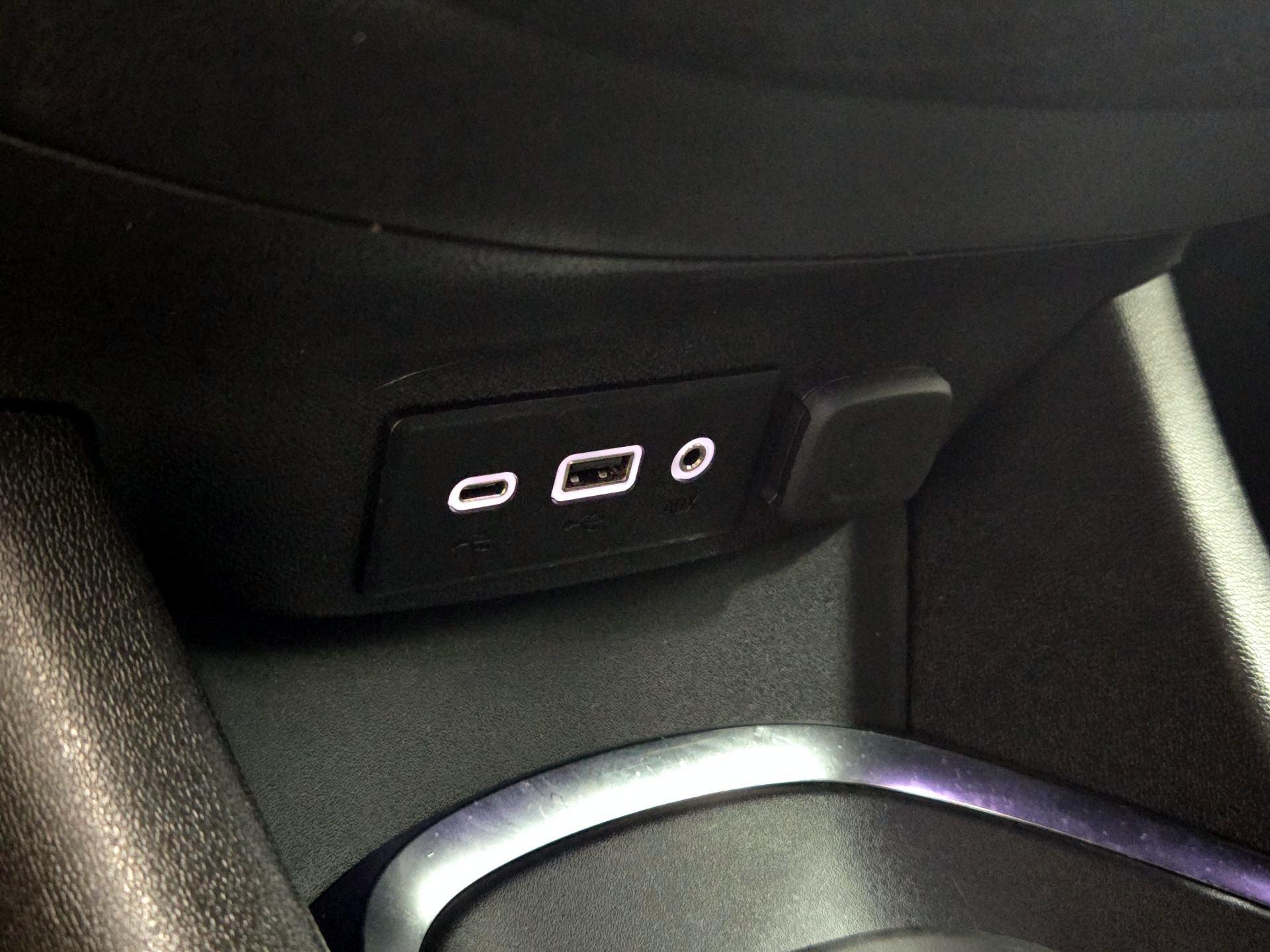 Thumbnail: 2023 Chevrolet Malibu - 18