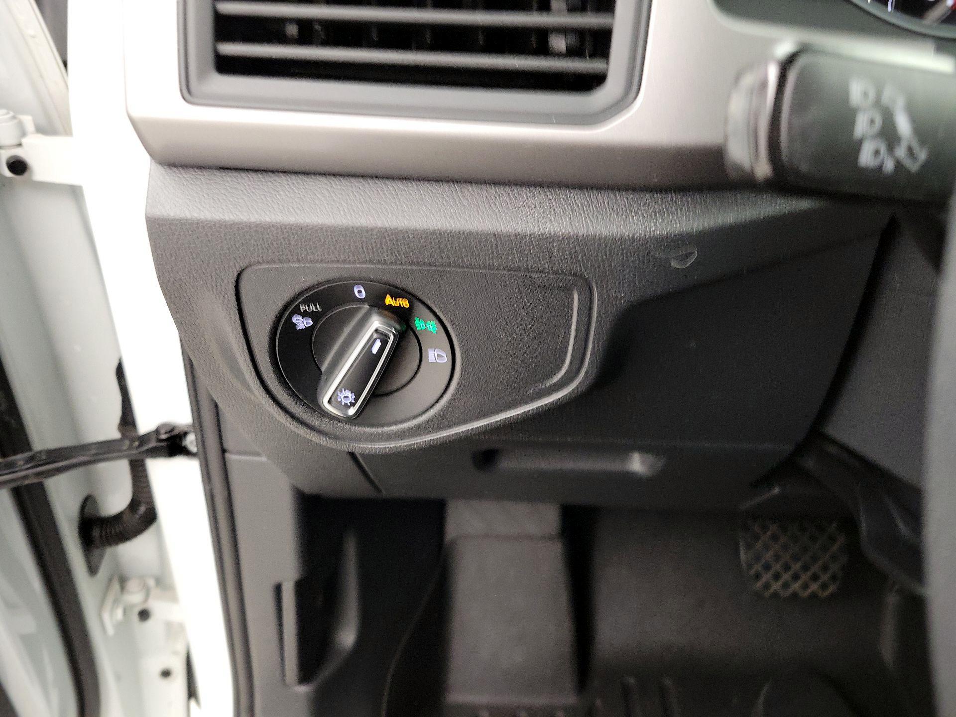 Thumbnail: 2021 Volkswagen Atlas - 13