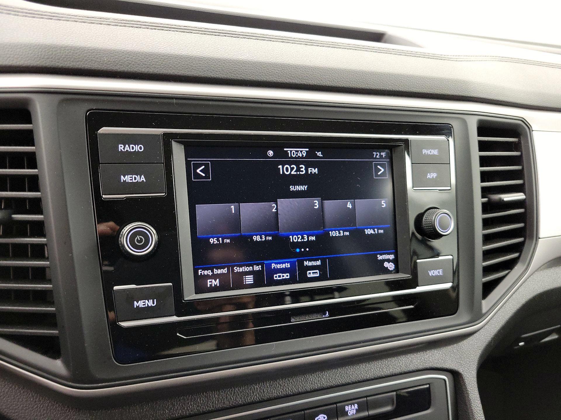 Thumbnail: 2021 Volkswagen Atlas - 15