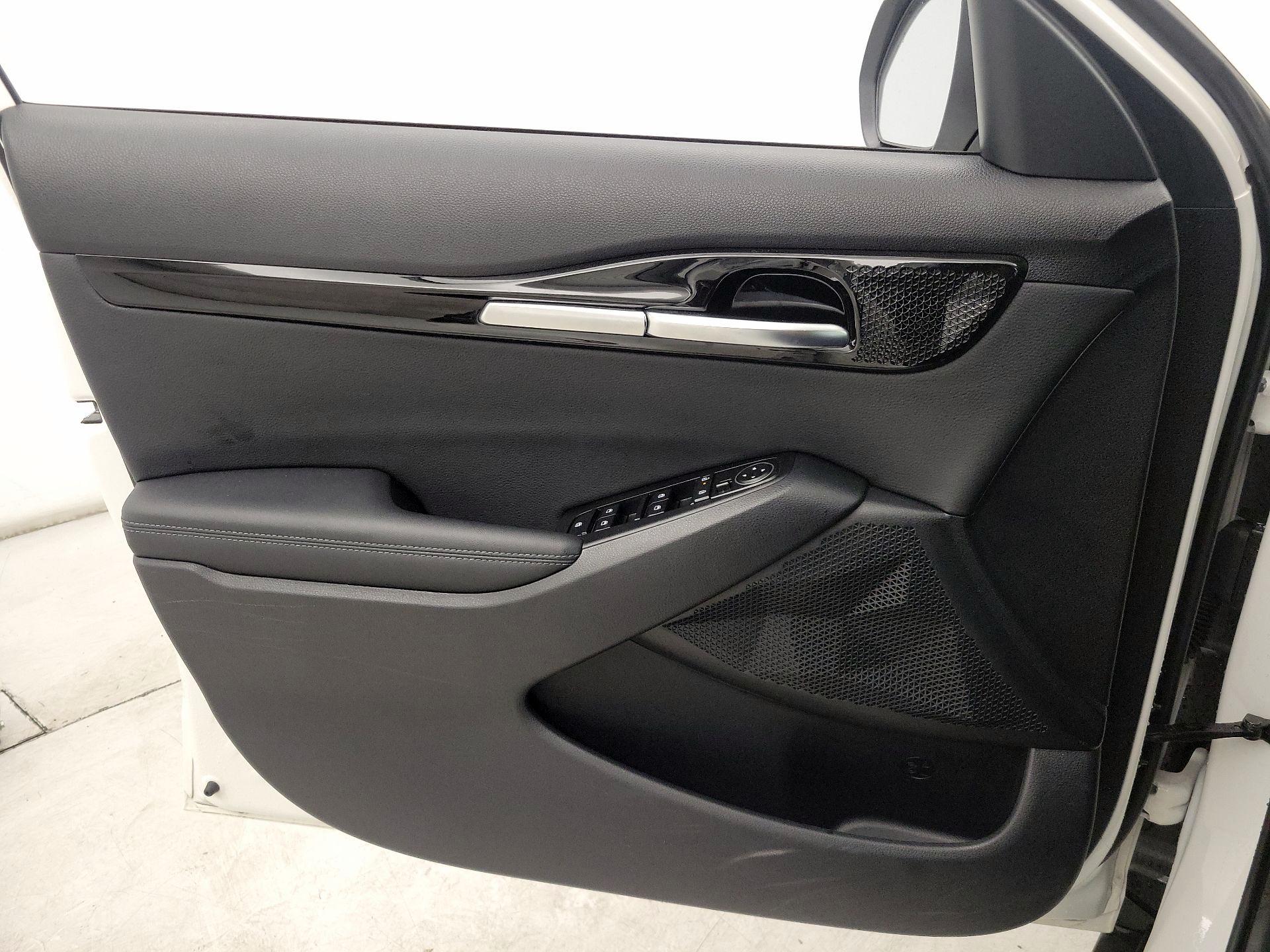 Thumbnail: 2024 Kia Seltos - 12