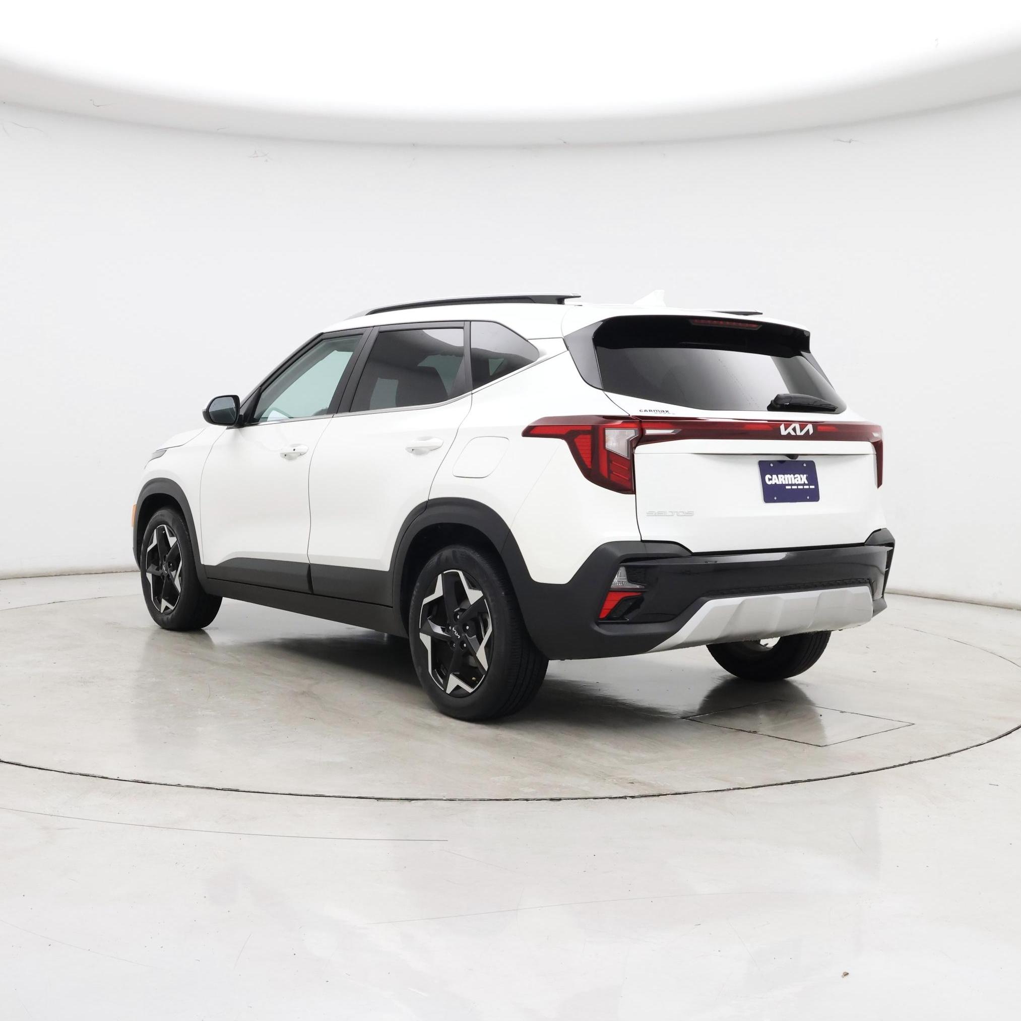 Thumbnail: 2024 Kia Seltos - 2