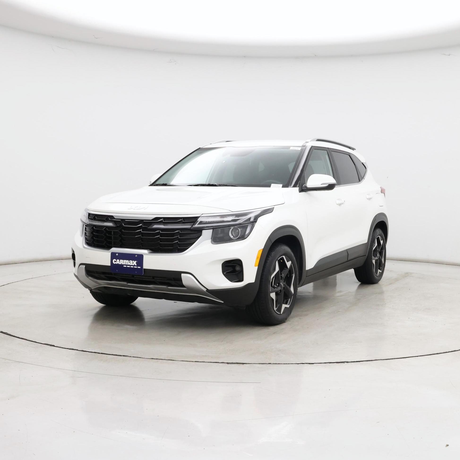 Thumbnail: 2024 Kia Seltos - 4