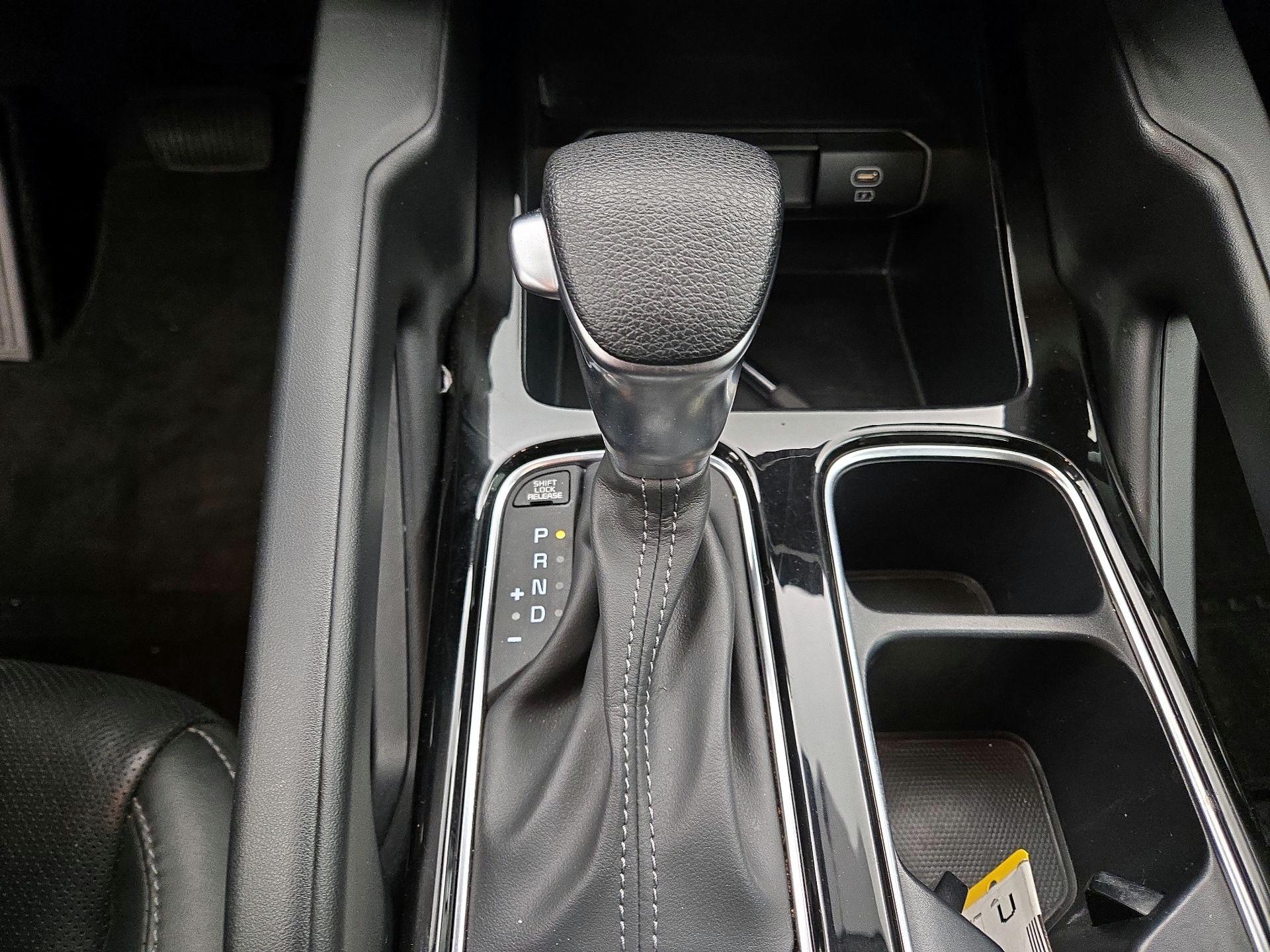 Thumbnail: 2023 Kia Telluride - 18