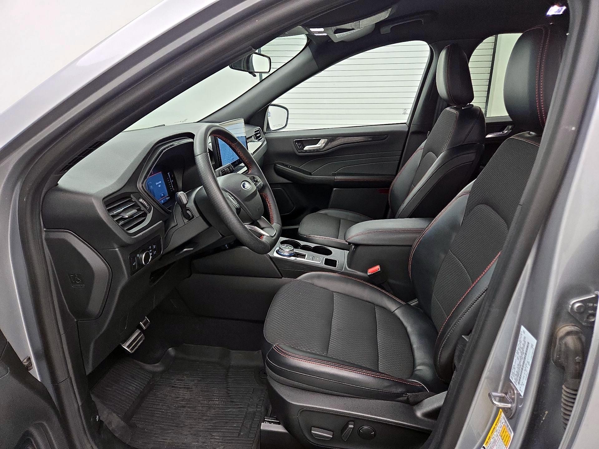 Thumbnail: 2023 Ford Escape - 11