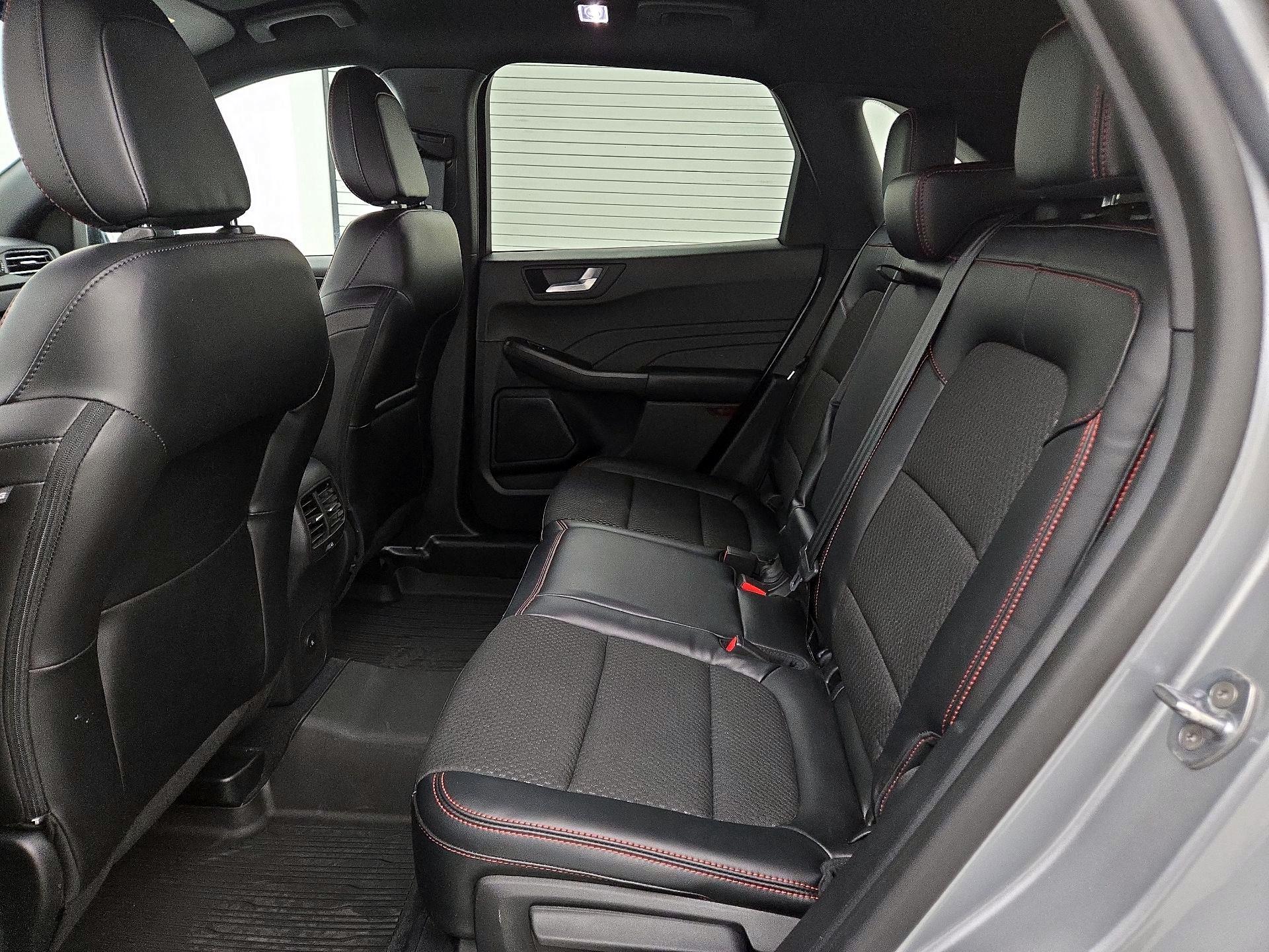 Thumbnail: 2023 Ford Escape - 20