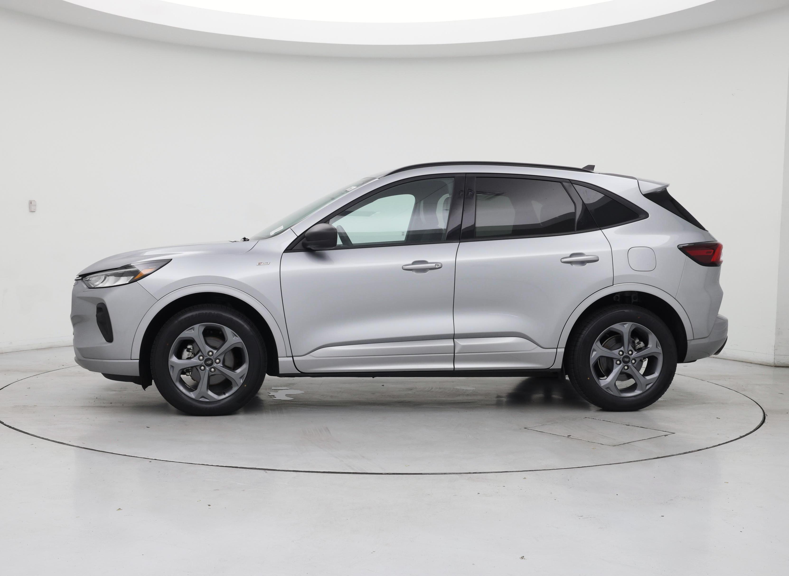 Thumbnail: 2023 Ford Escape - 3