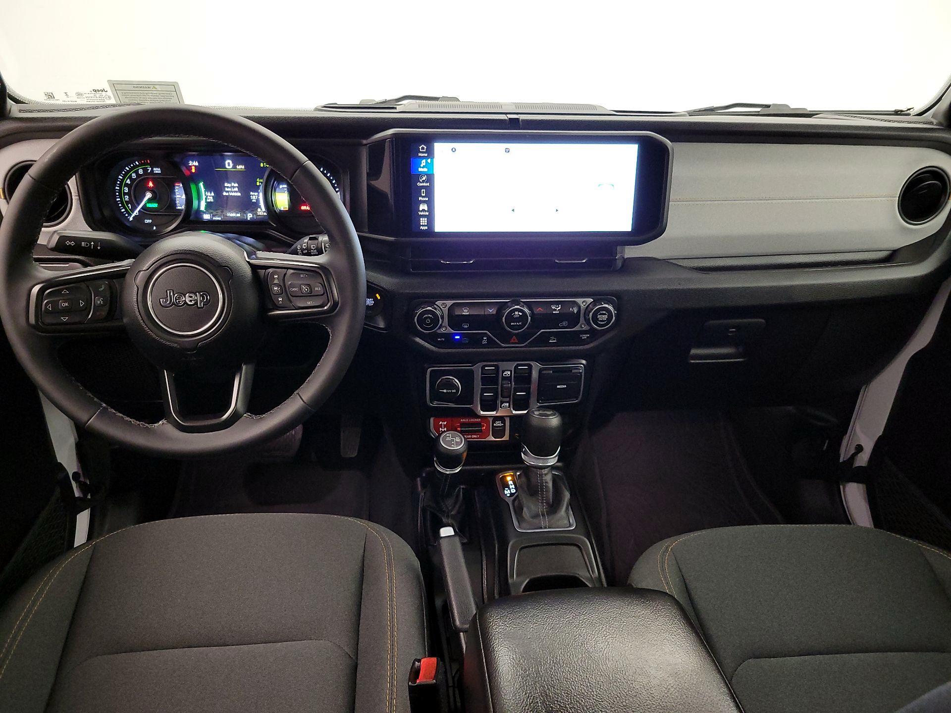 Thumbnail: 2025 Jeep Wrangler - 9
