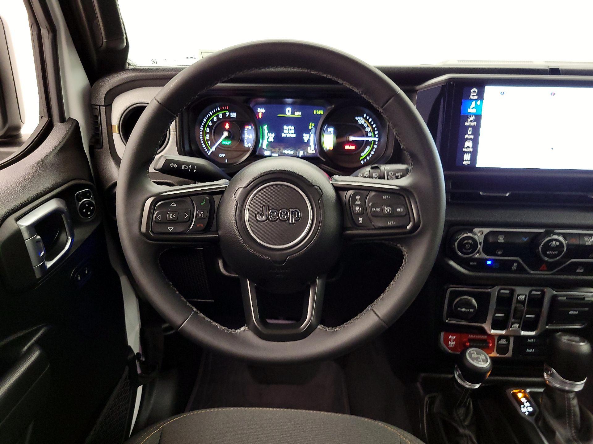 Thumbnail: 2025 Jeep Wrangler - 10