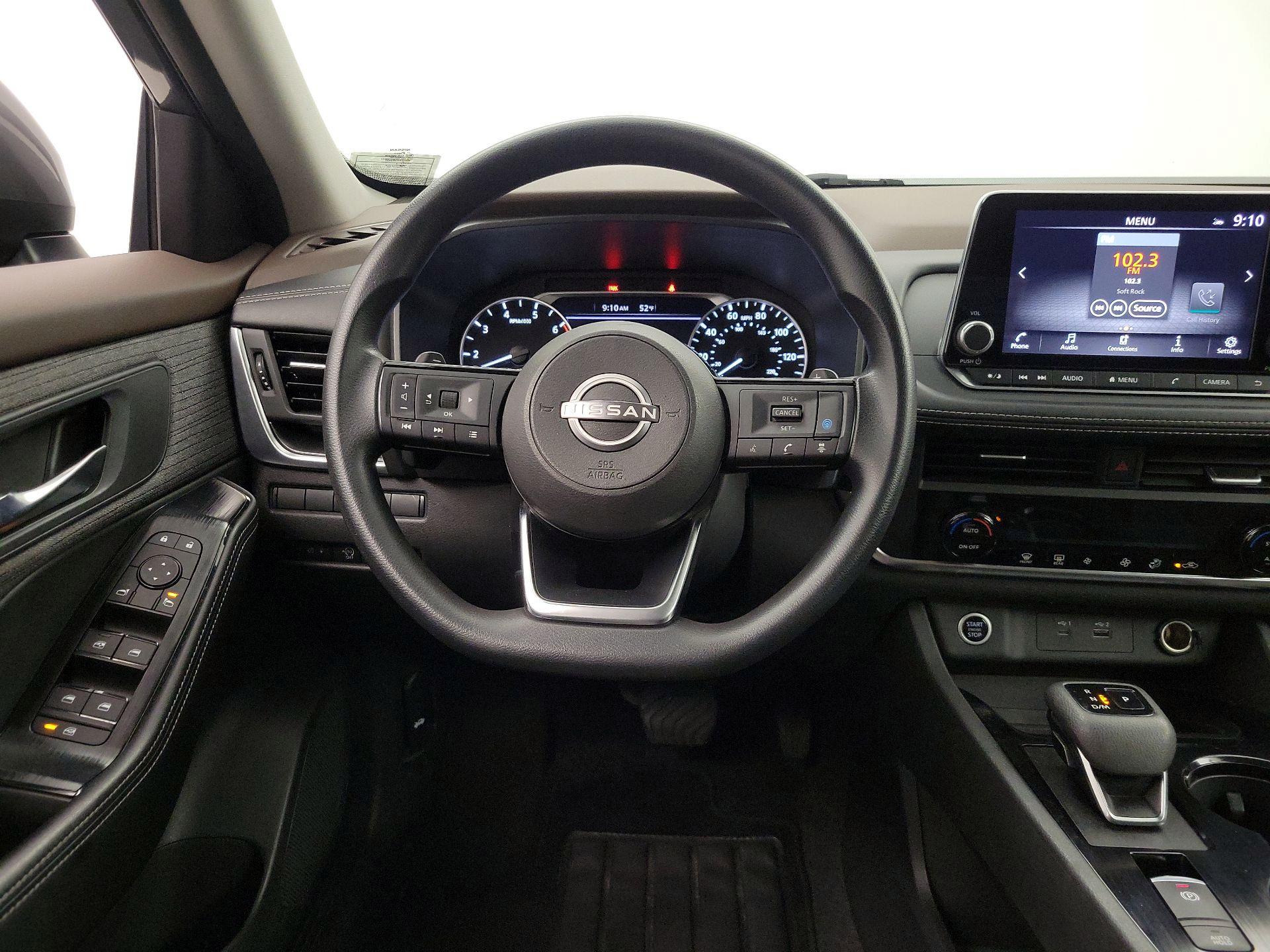 Thumbnail: 2023 Nissan Rogue - 10