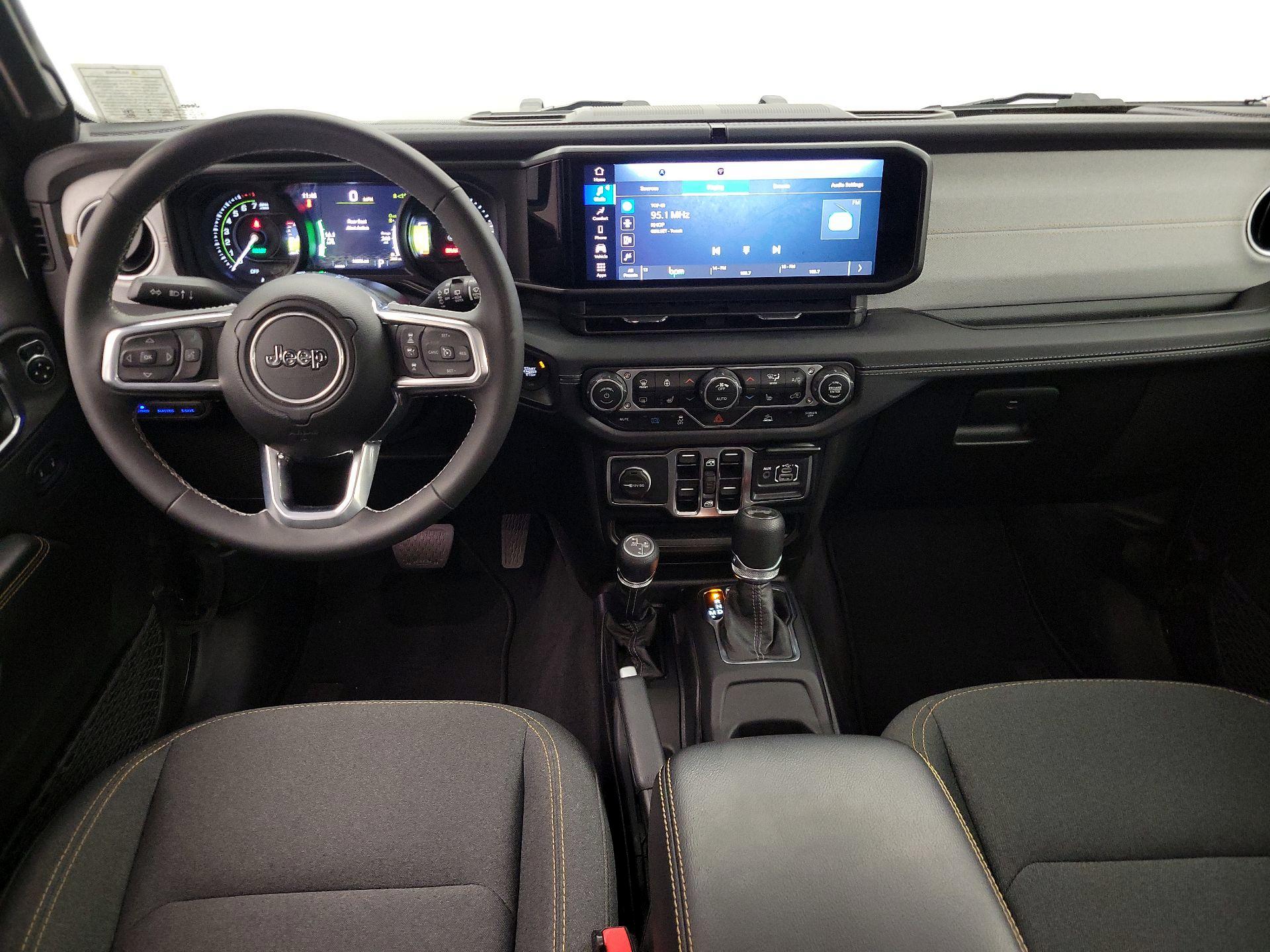 Thumbnail: 2025 Jeep Wrangler - 9