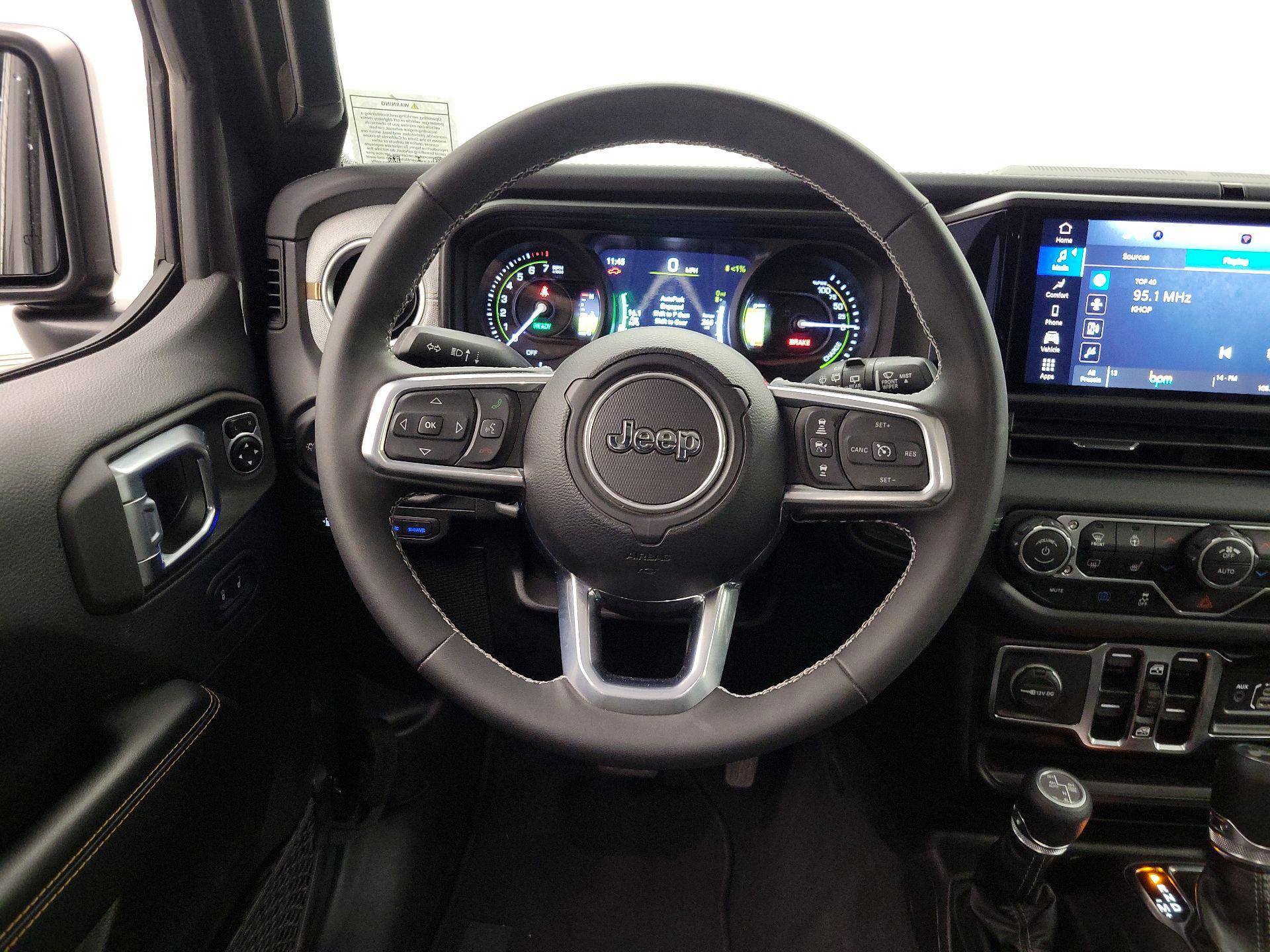 Thumbnail: 2025 Jeep Wrangler - 10