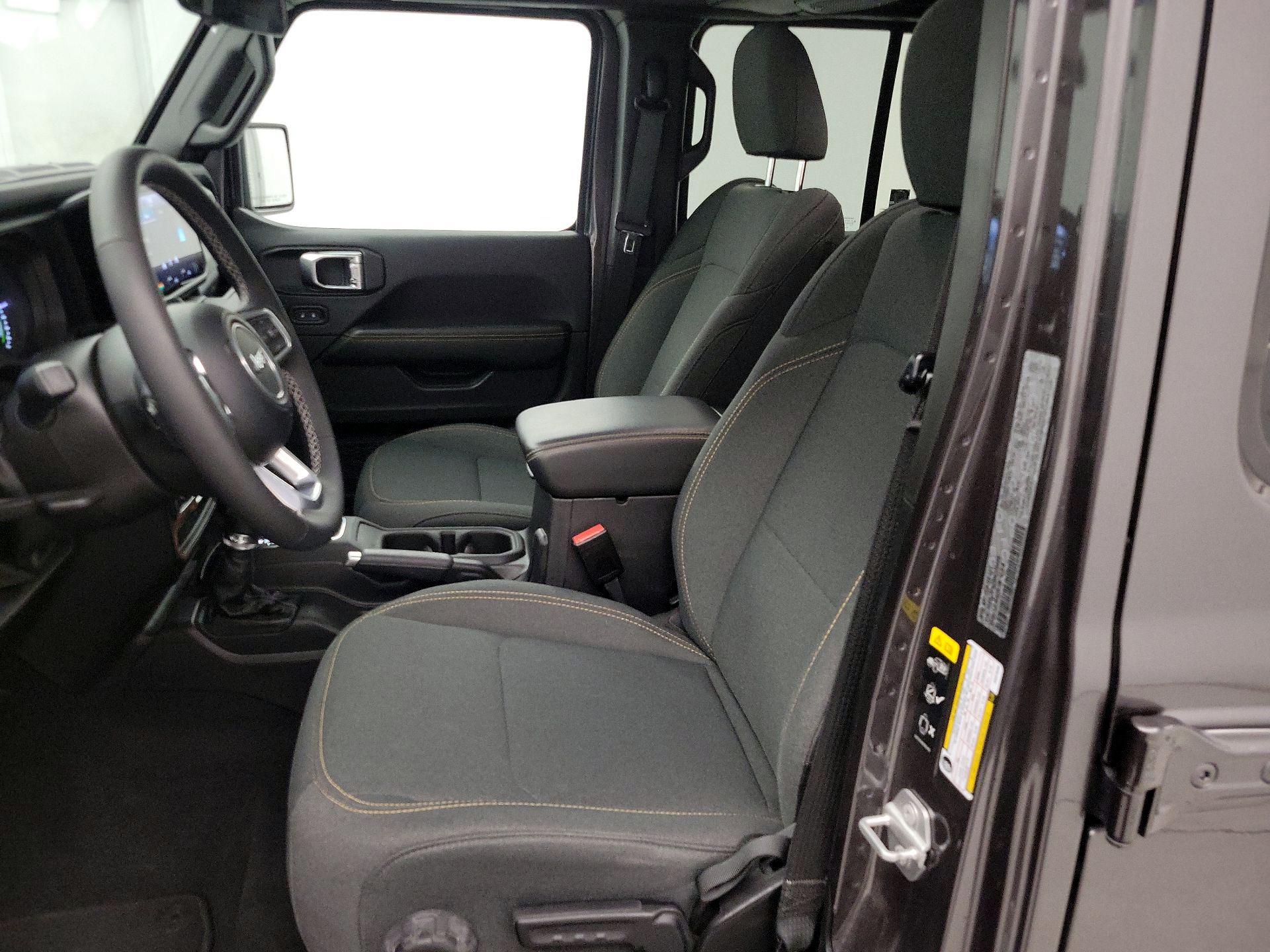 Thumbnail: 2025 Jeep Wrangler - 11