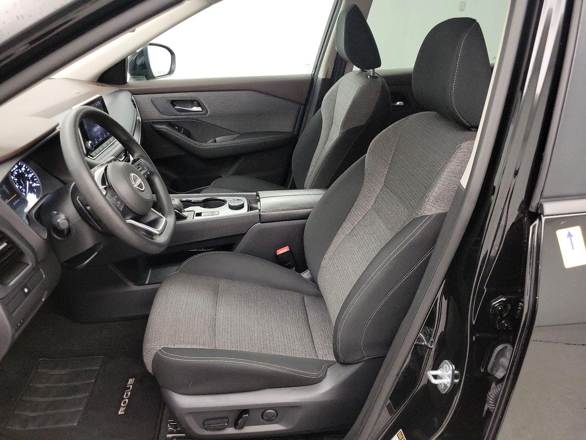 Thumbnail: 2022 Nissan Rogue - 11