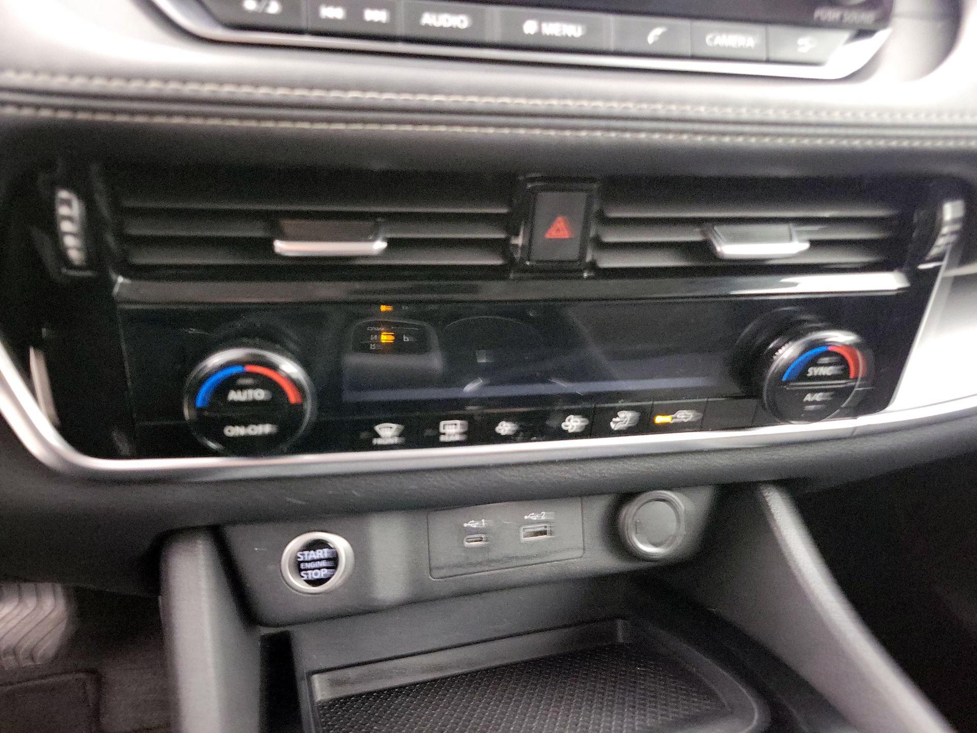 Thumbnail: 2022 Nissan Rogue - 16