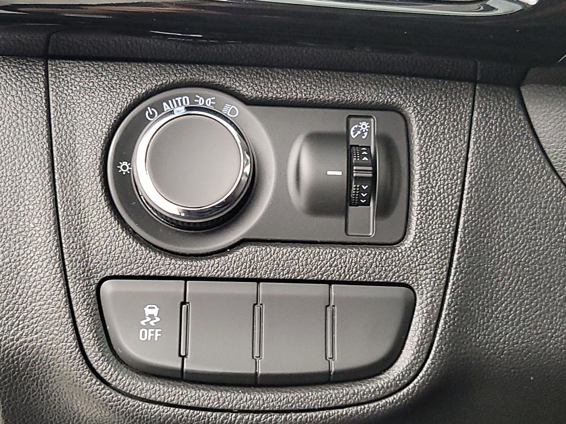 Thumbnail: 2021 Chevrolet Spark - 13