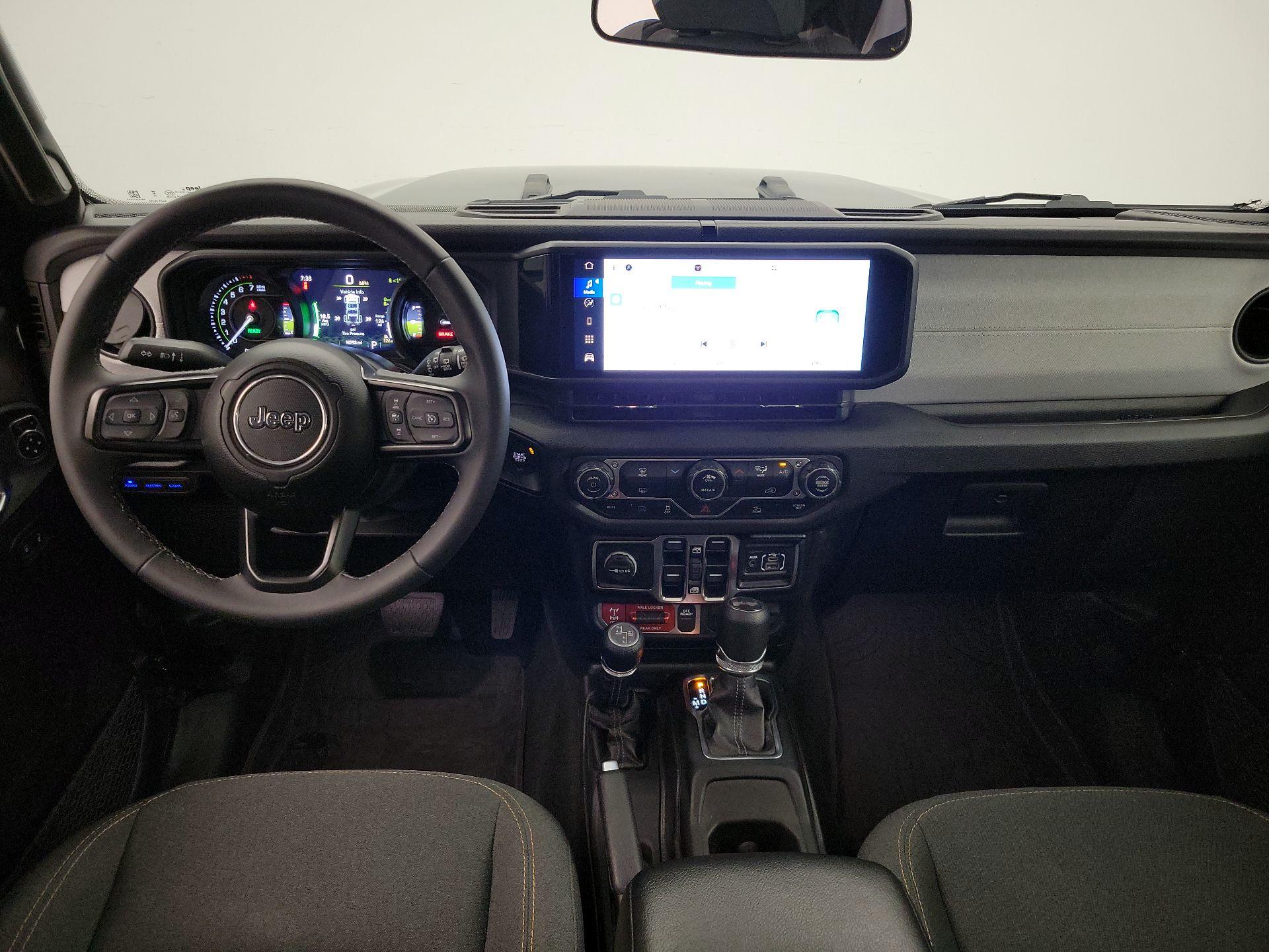 Thumbnail: 2025 Jeep Wrangler - 9