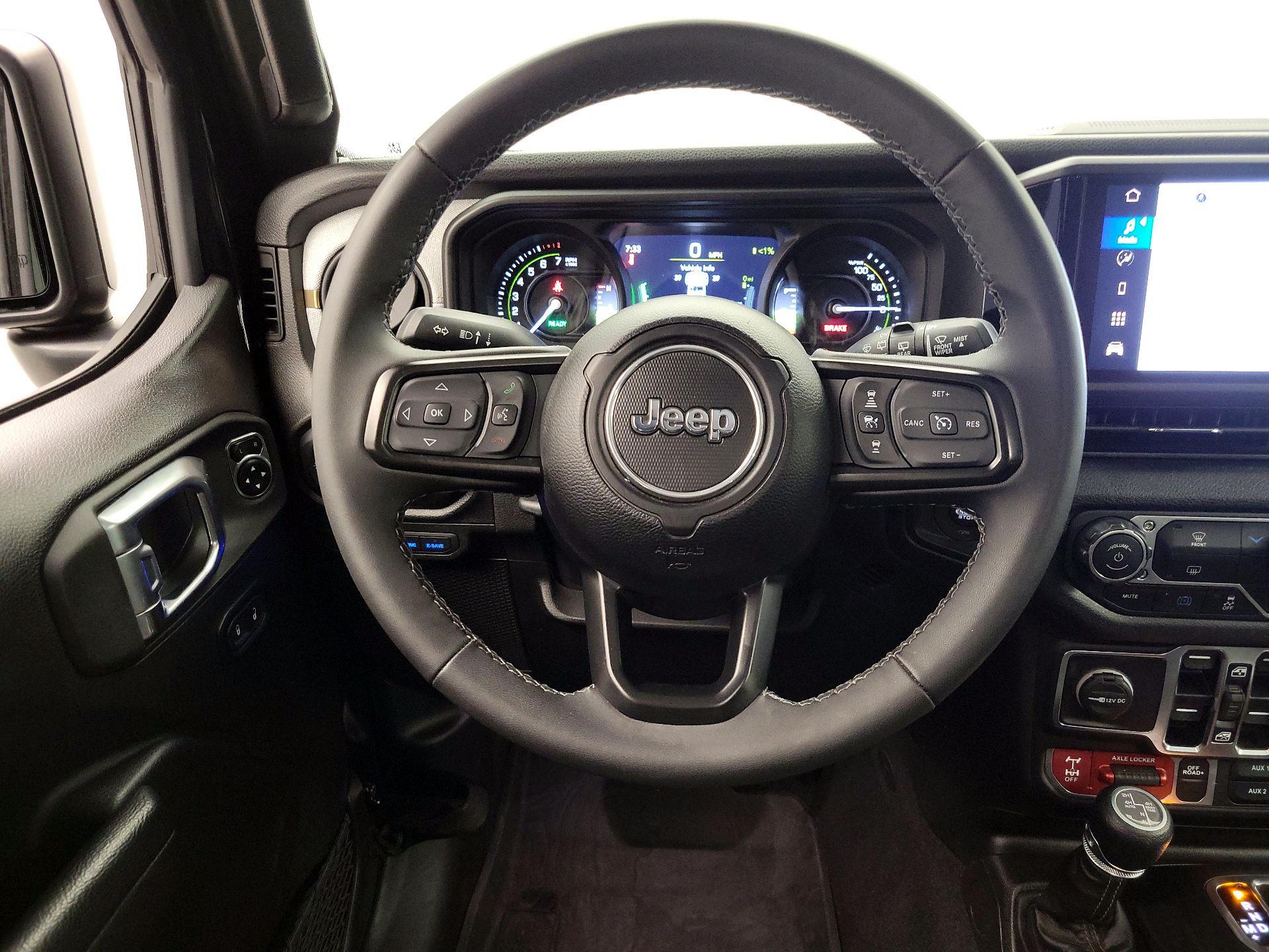 Thumbnail: 2025 Jeep Wrangler - 10