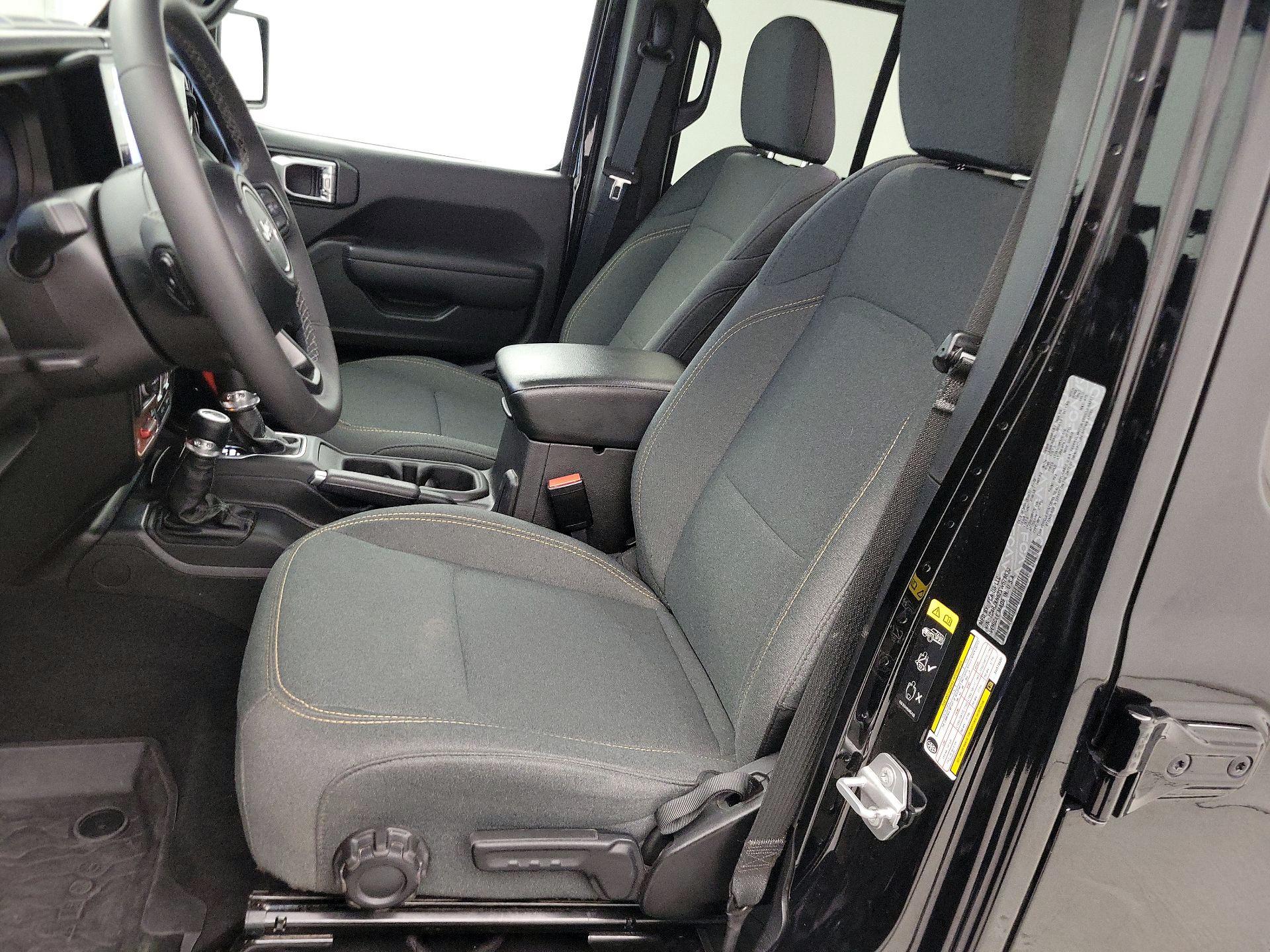 Thumbnail: 2025 Jeep Wrangler - 11