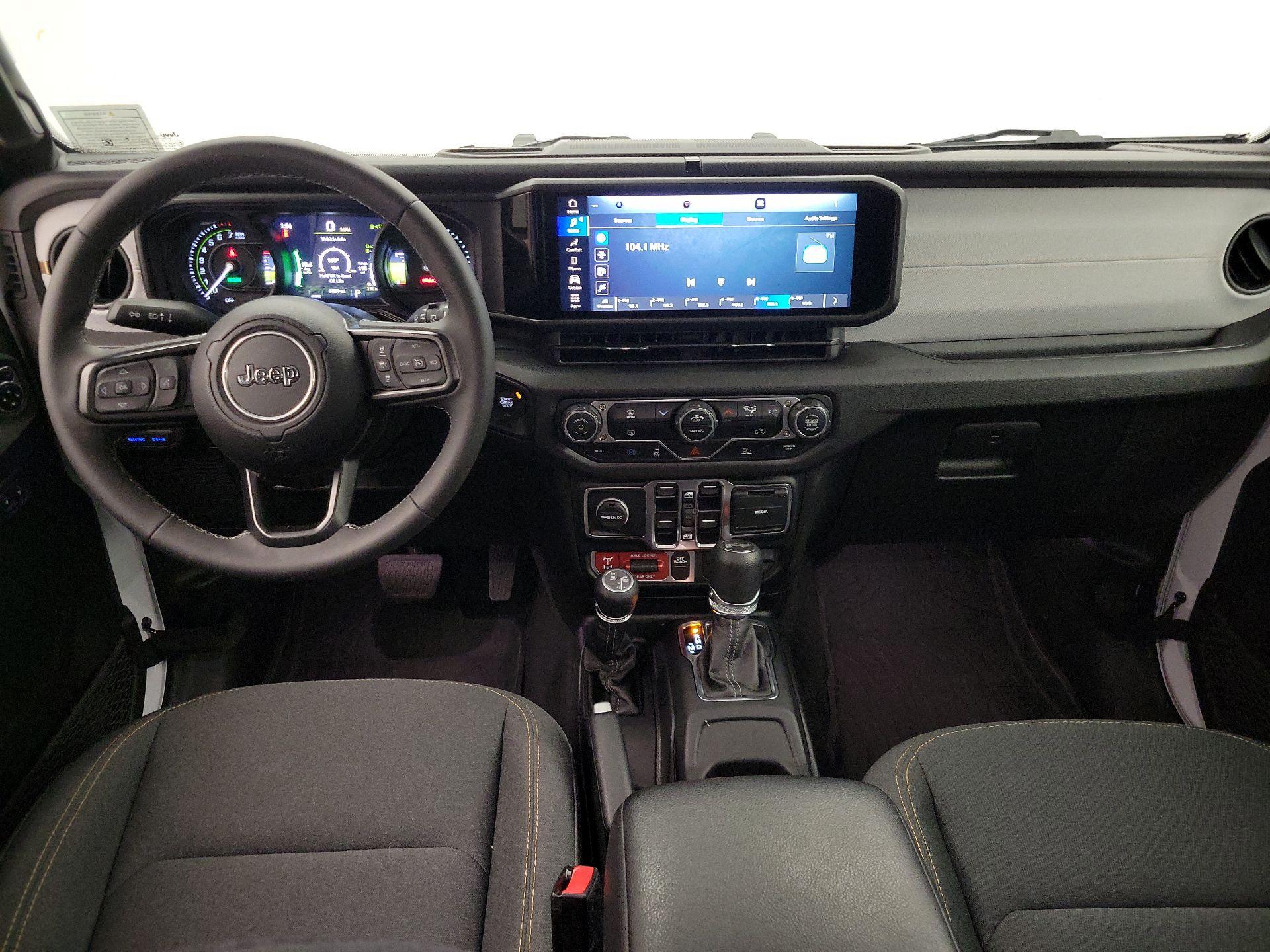 Thumbnail: 2025 Jeep Wrangler - 9