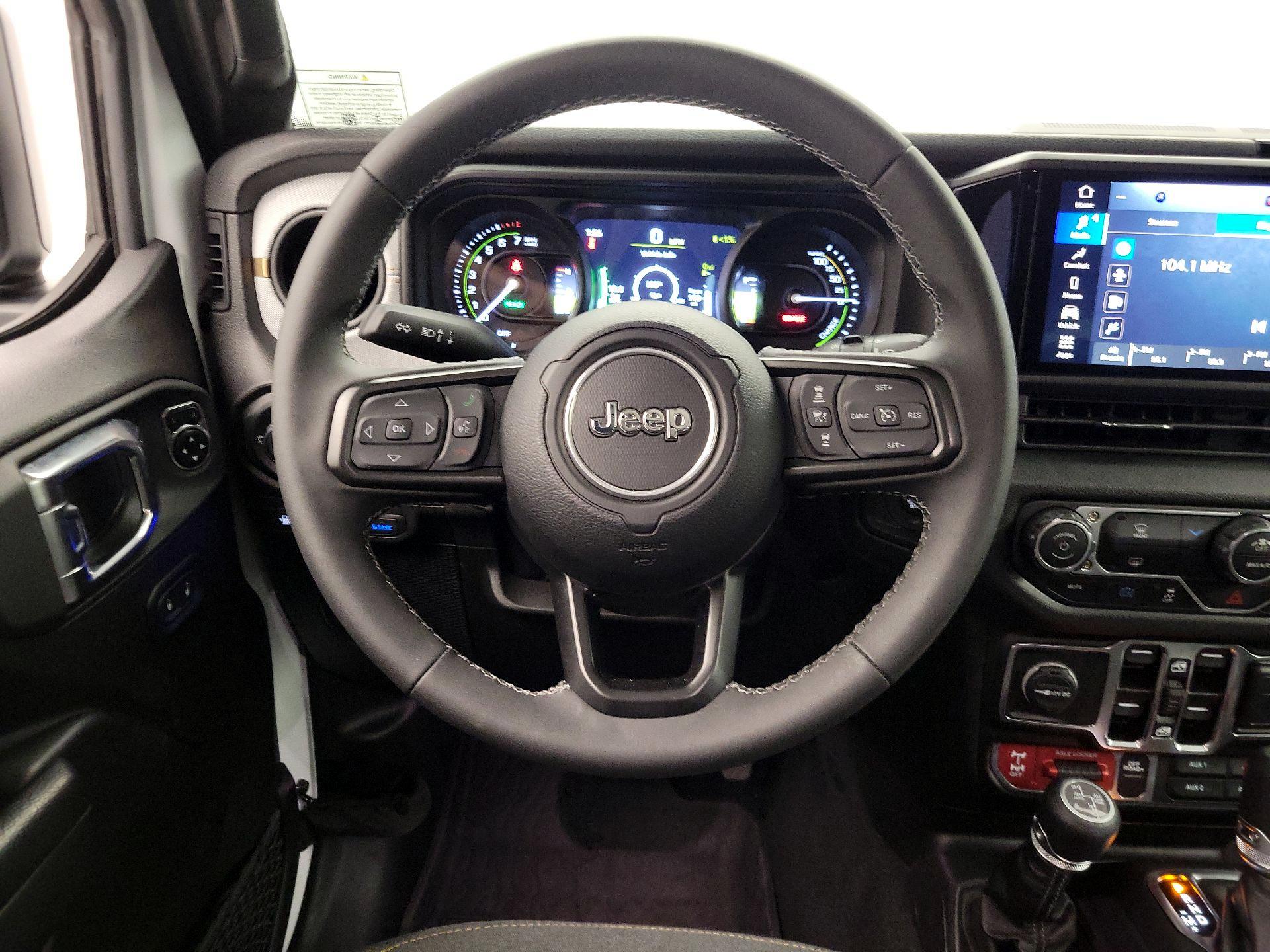 Thumbnail: 2025 Jeep Wrangler - 10