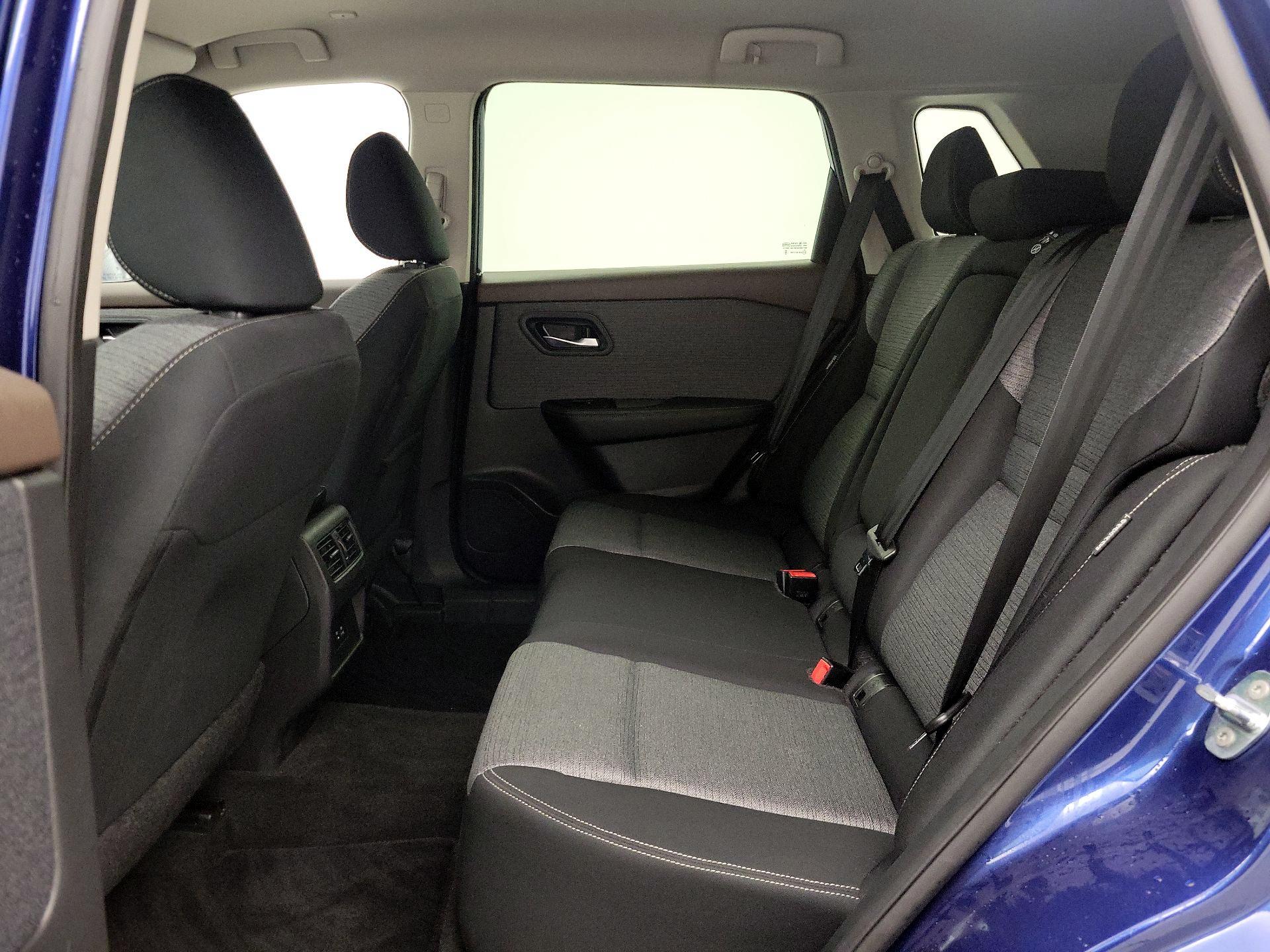 Thumbnail: 2023 Nissan Rogue - 19