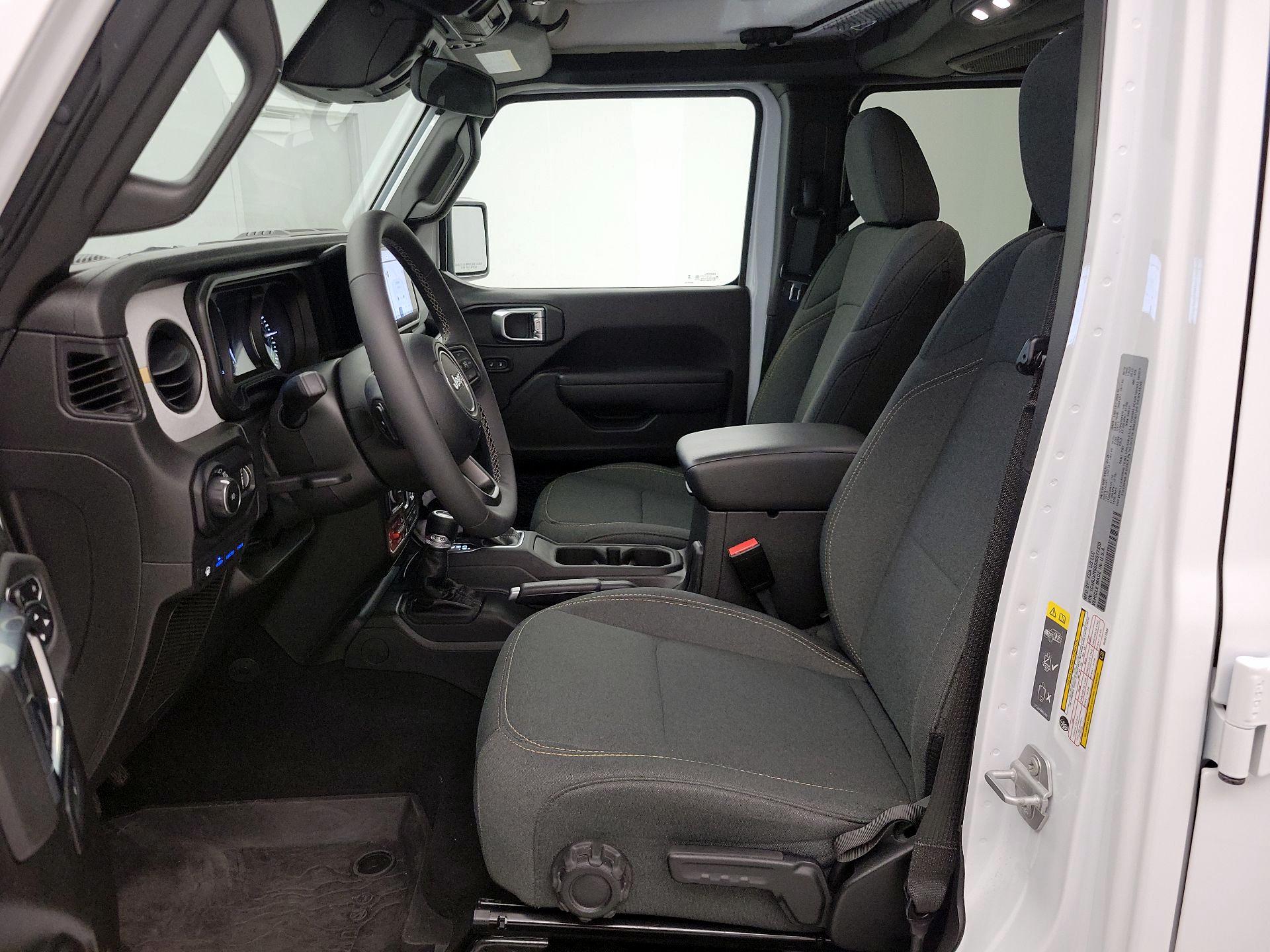 Thumbnail: 2025 Jeep Wrangler - 11