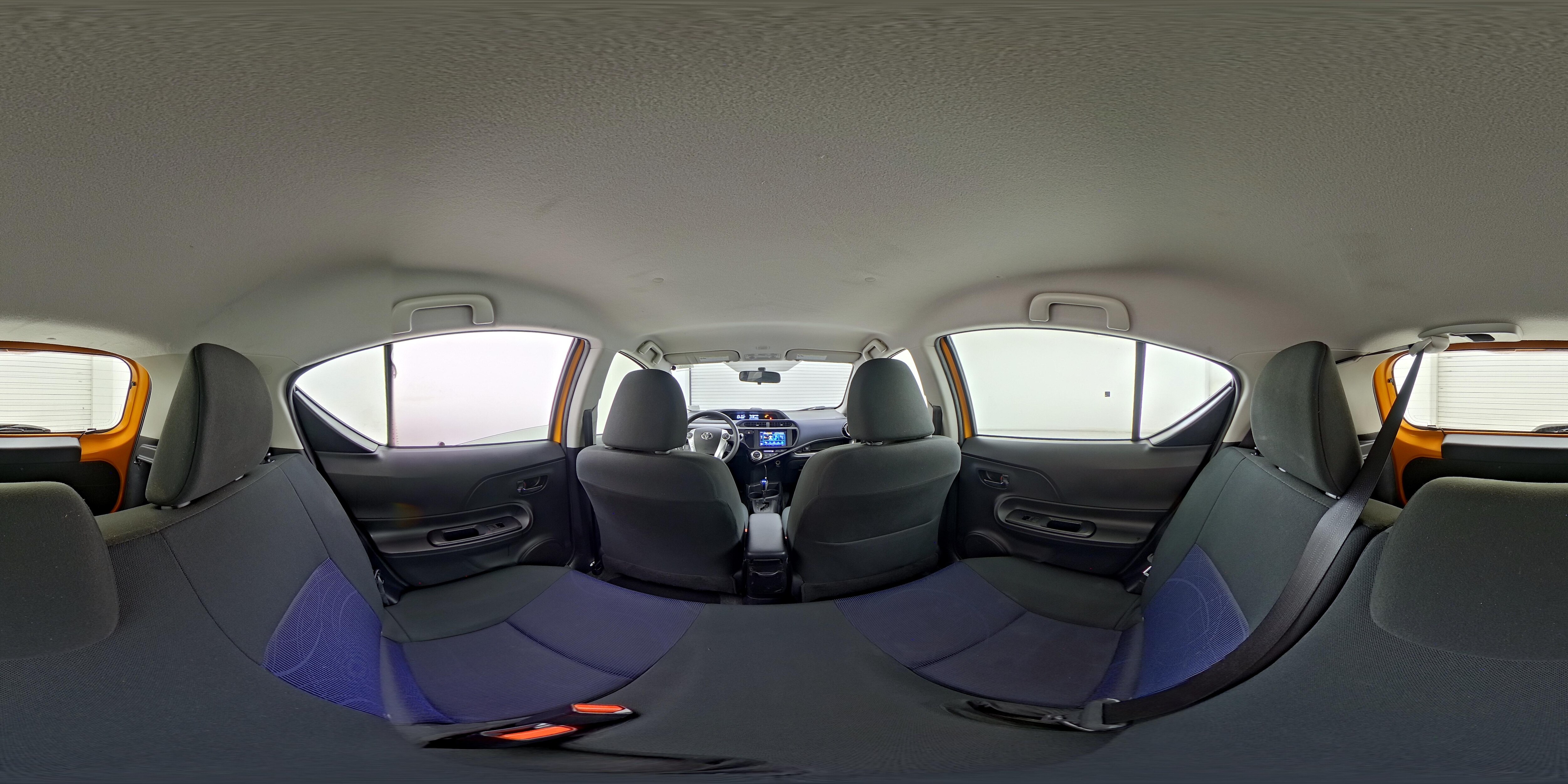2015 Toyota Prius c Three - Photo 23