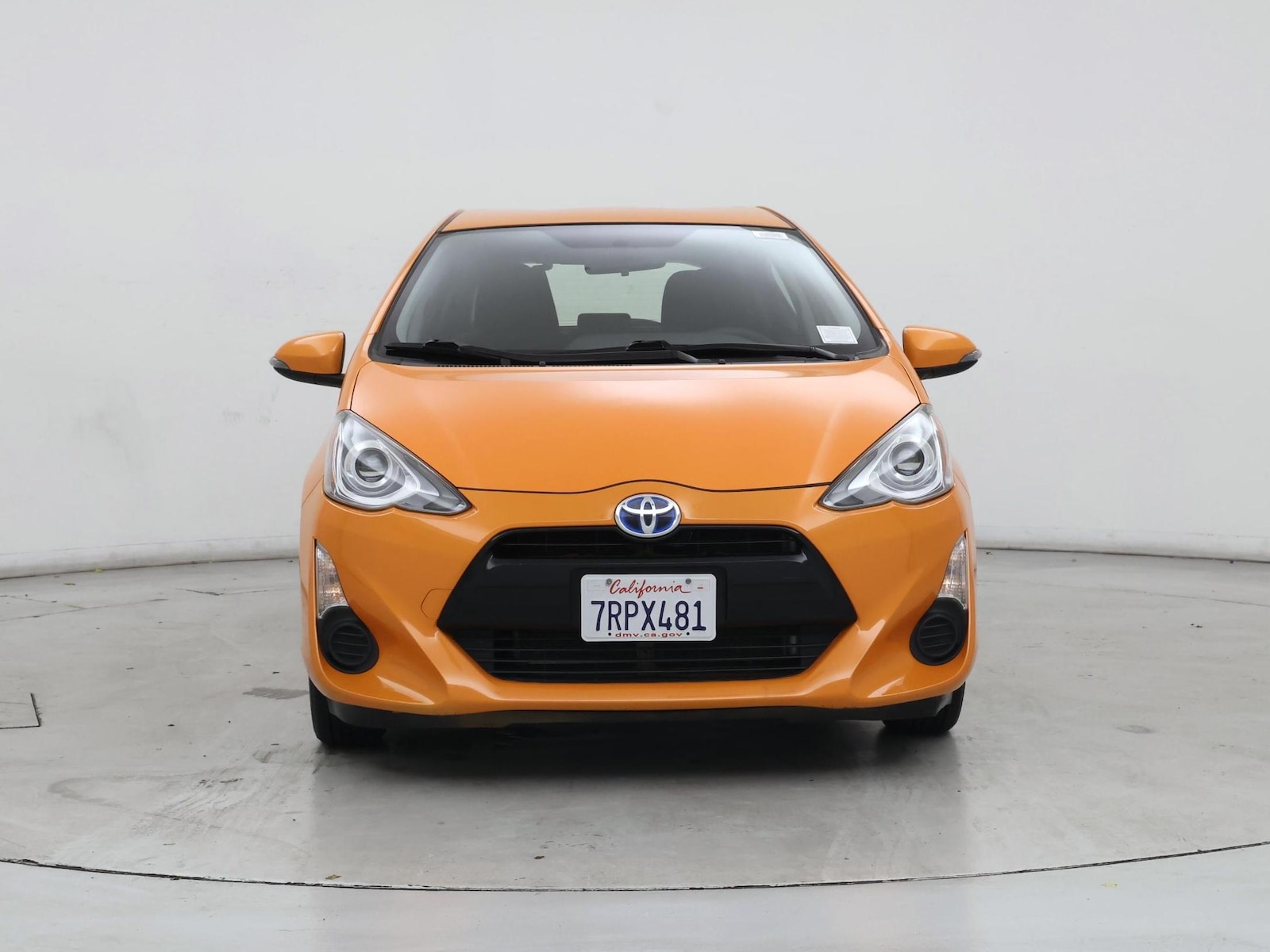 2015 Toyota Prius c Three - Photo 6
