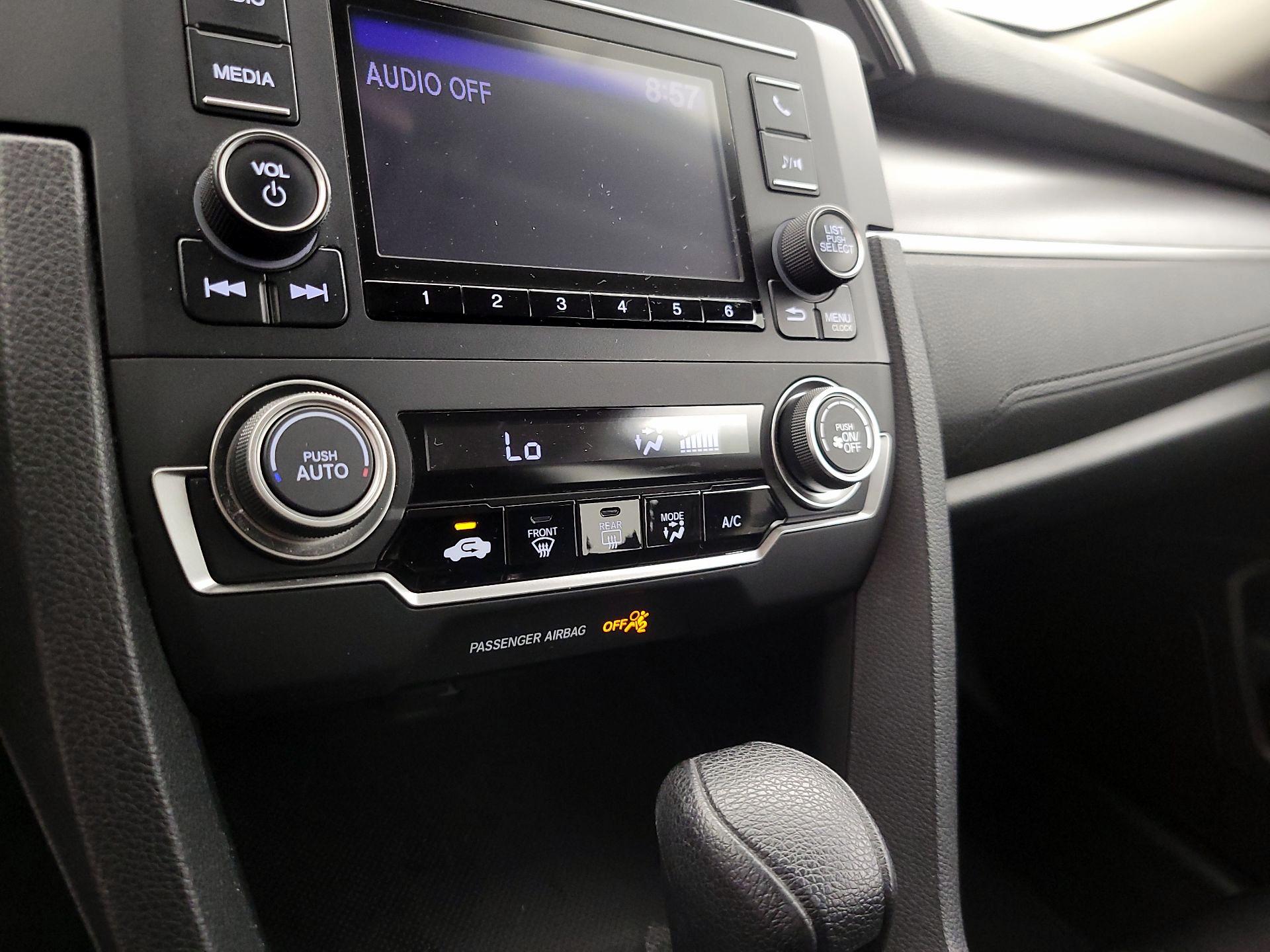 Thumbnail: 2016 Honda Civic - 16