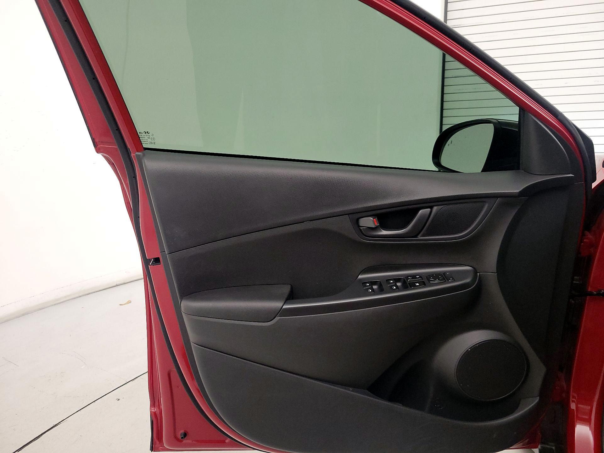 Thumbnail: 2022 Hyundai Kona - 12