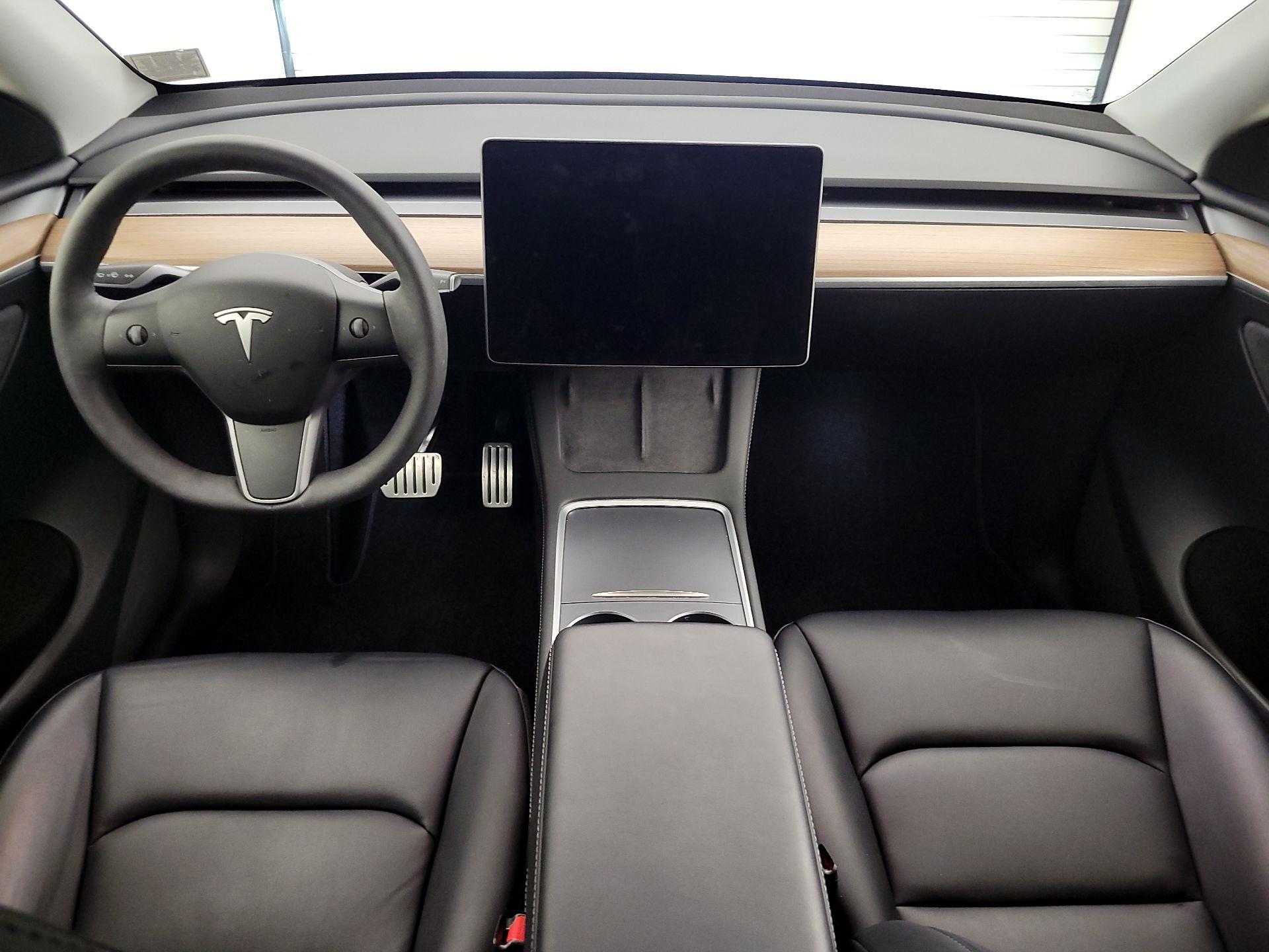 Thumbnail: 2023 Tesla Model Y - 9