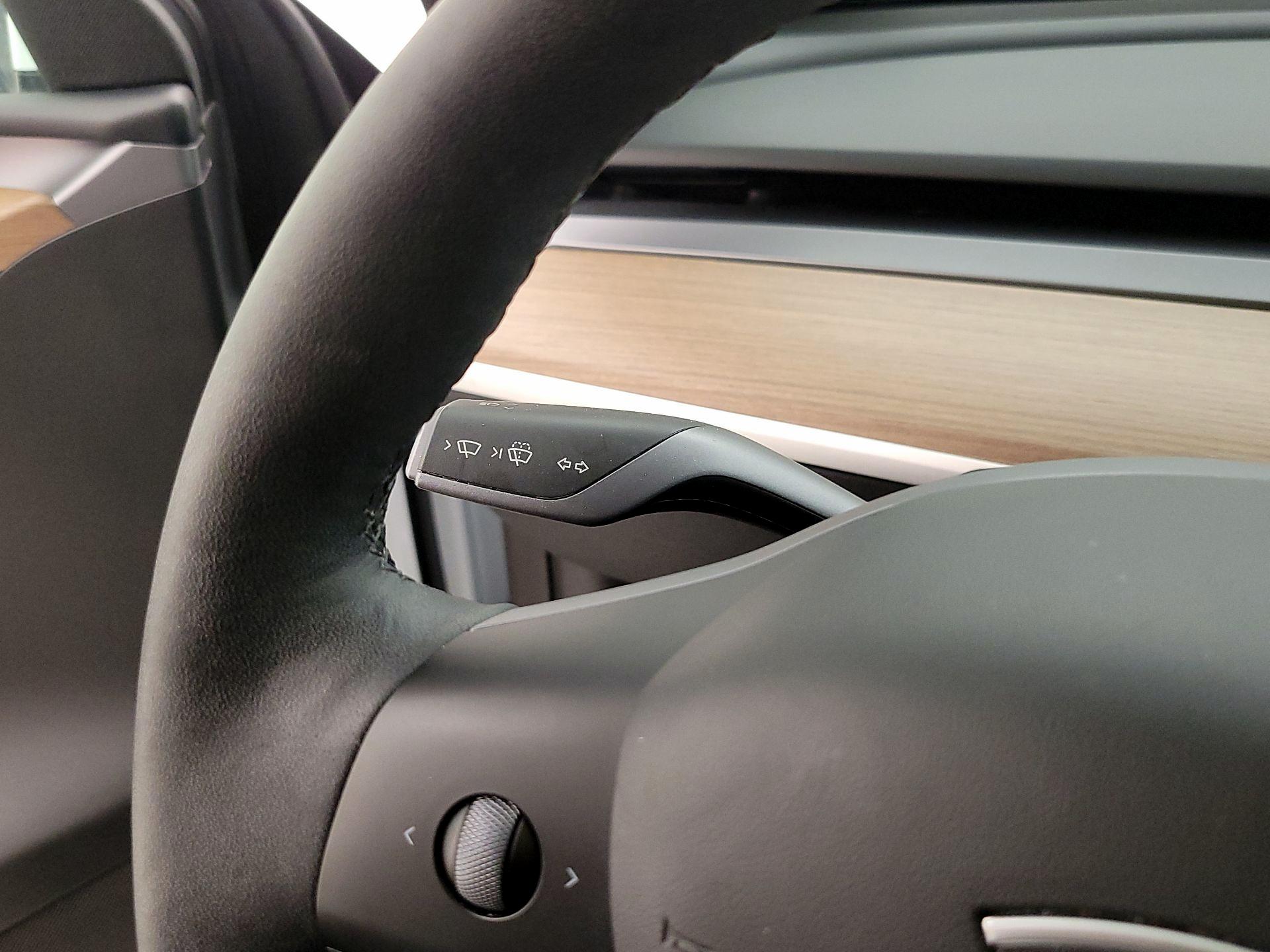 Thumbnail: 2023 Tesla Model Y - 13