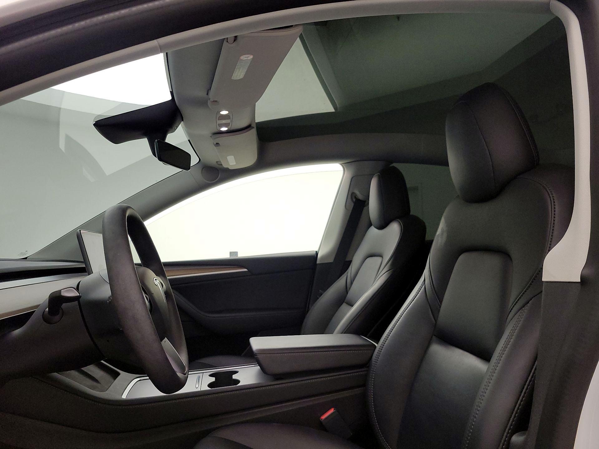 Thumbnail: 2023 Tesla Model Y - 20