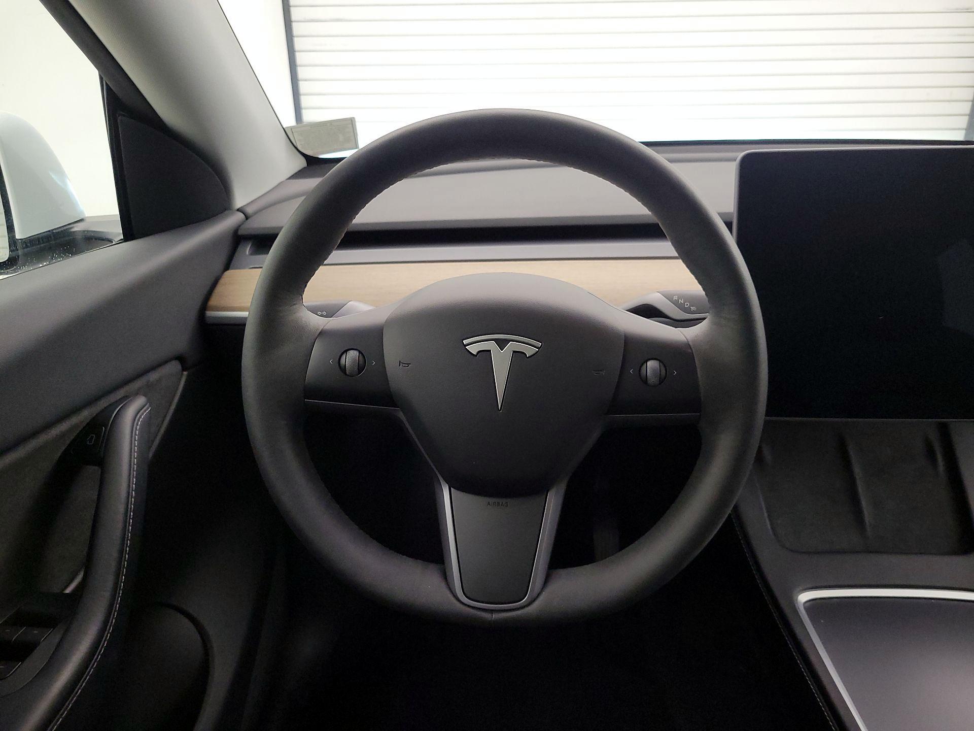 Thumbnail: 2021 Tesla Model Y - 10
