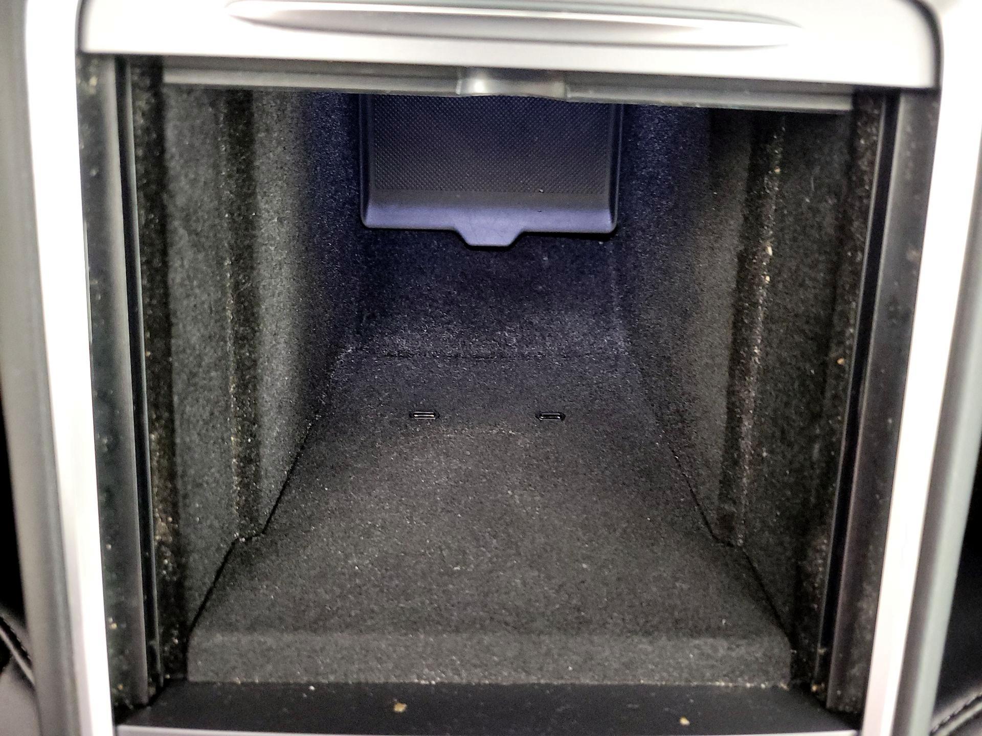 Thumbnail: 2021 Tesla Model Y - 19