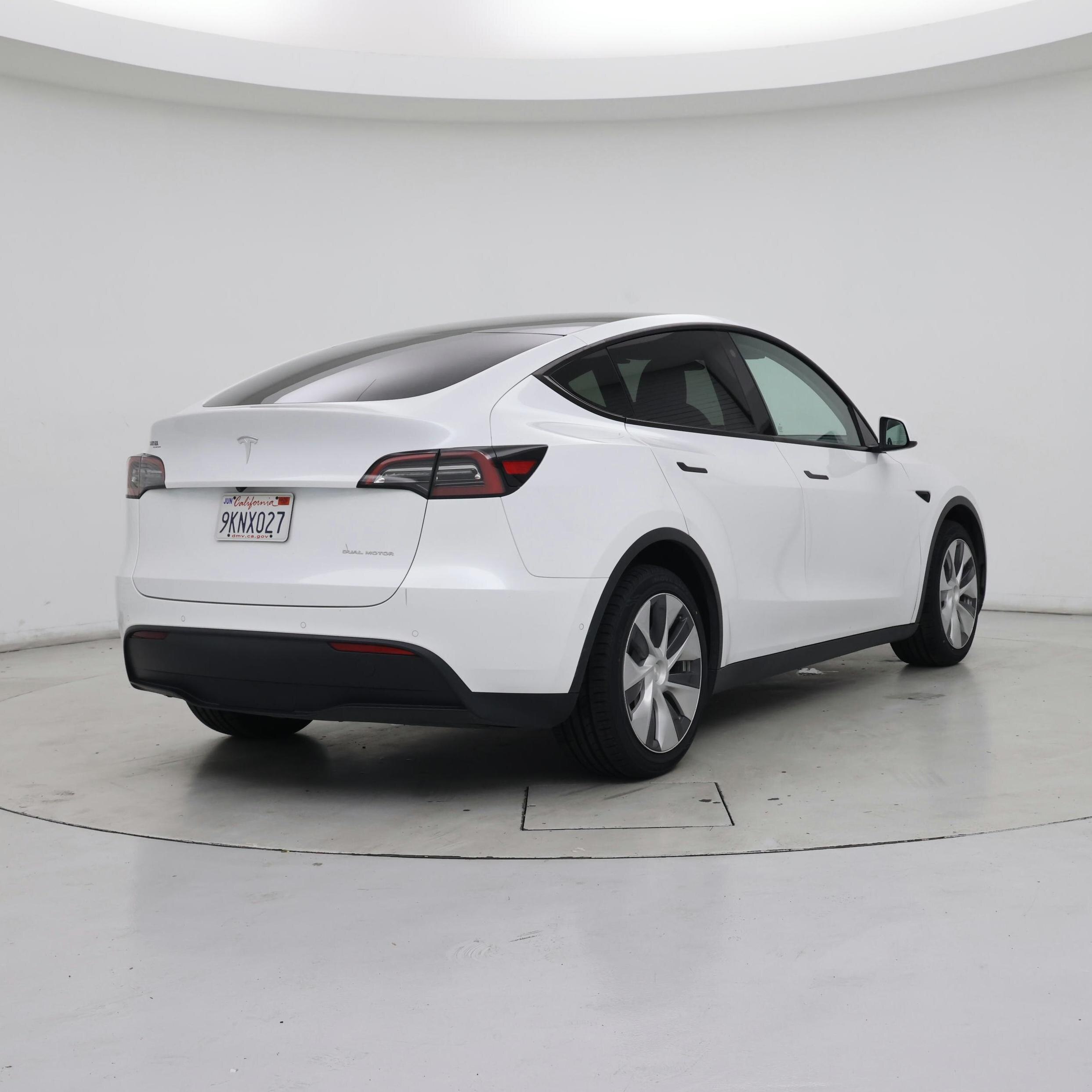 Thumbnail: 2021 Tesla Model Y - 8