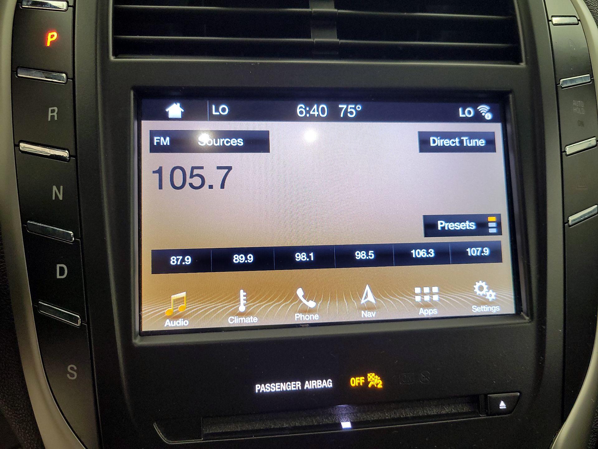 Thumbnail: 2019 Lincoln MKC - 16