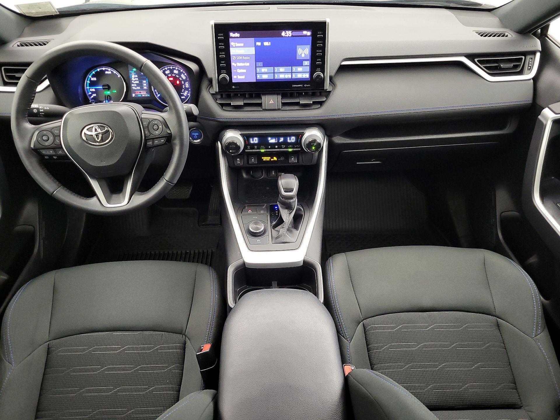 Thumbnail: 2022 Toyota RAV4 - 9