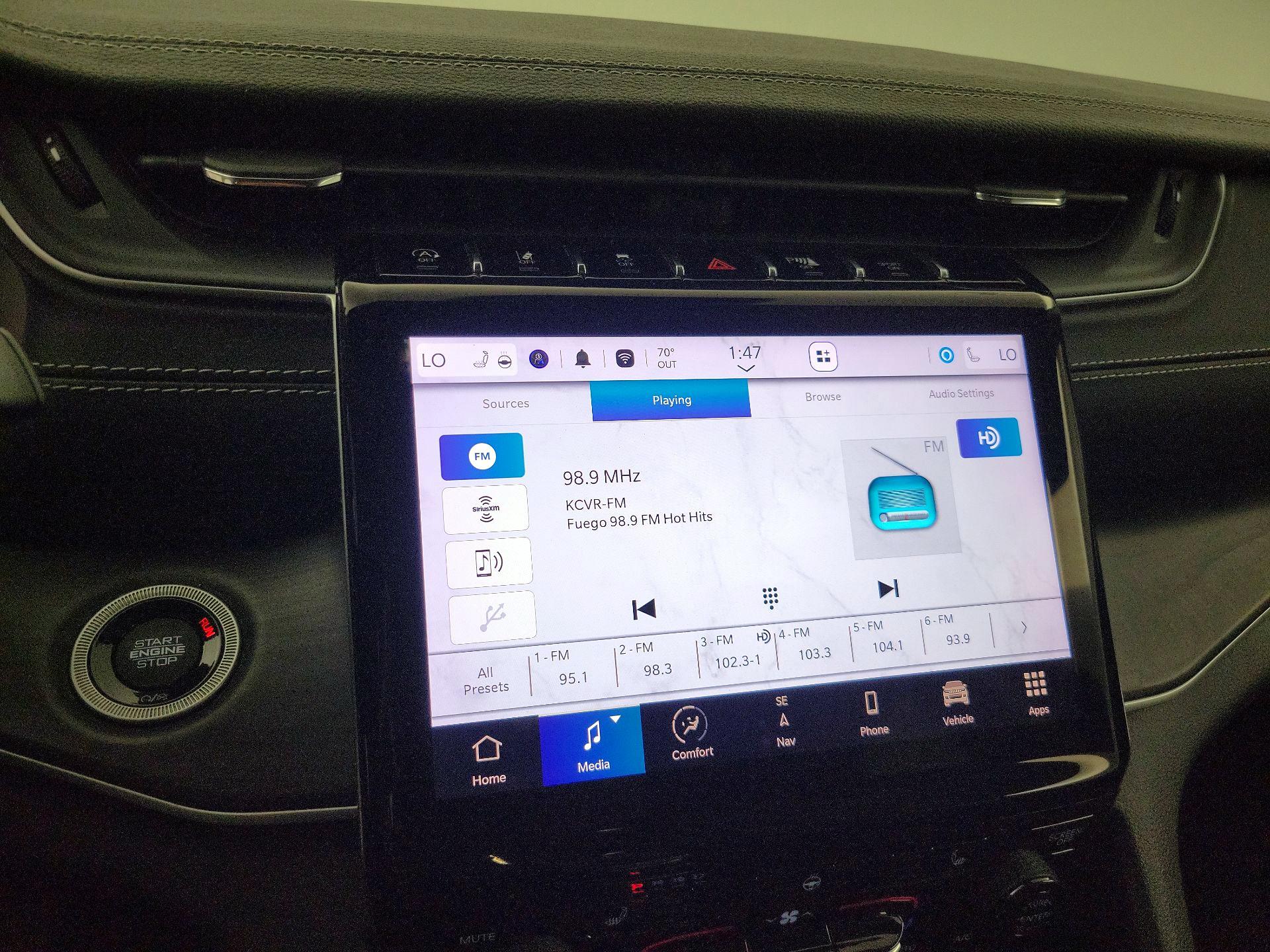 Thumbnail: 2023 Jeep Grand Cherokee - 16