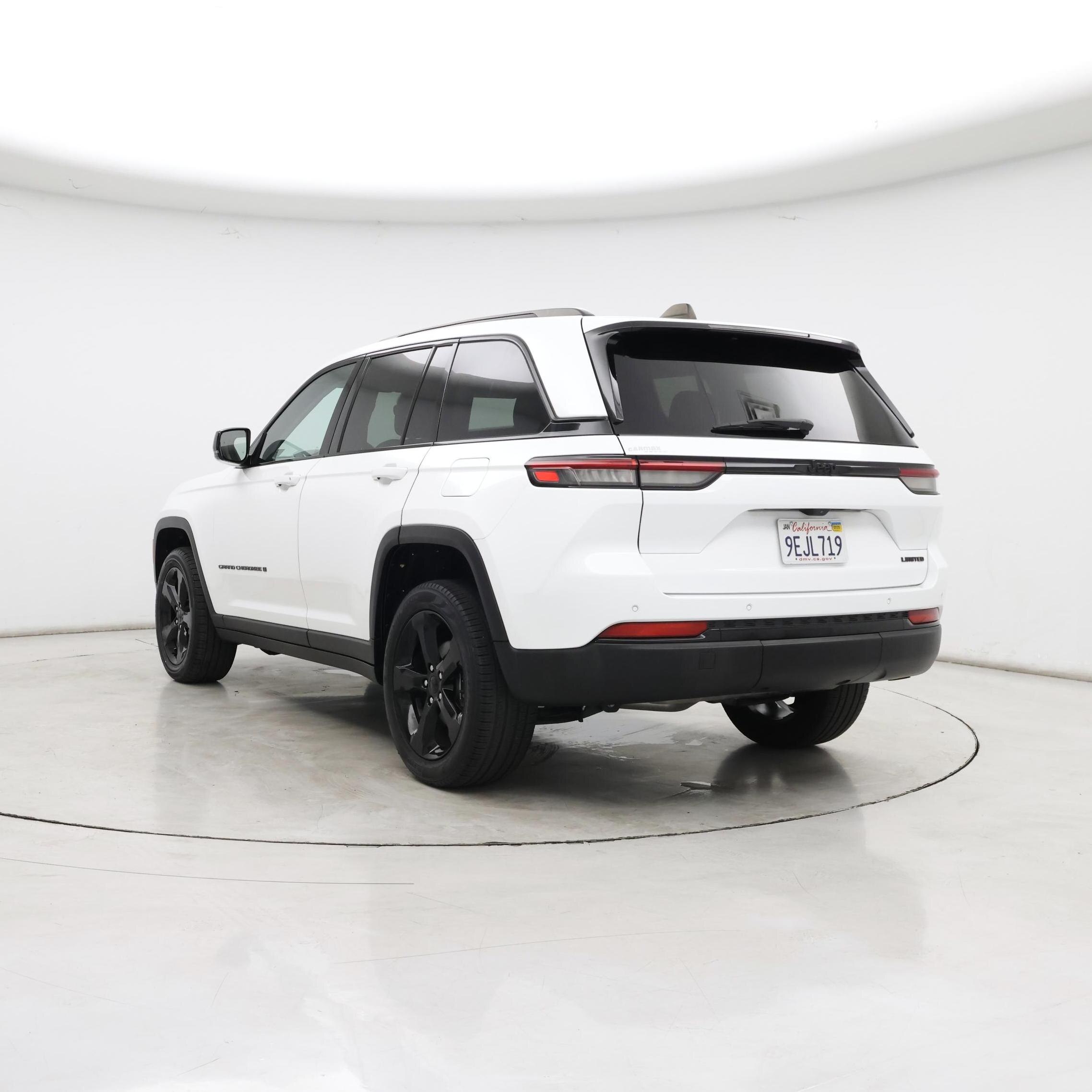 Thumbnail: 2023 Jeep Grand Cherokee - 2