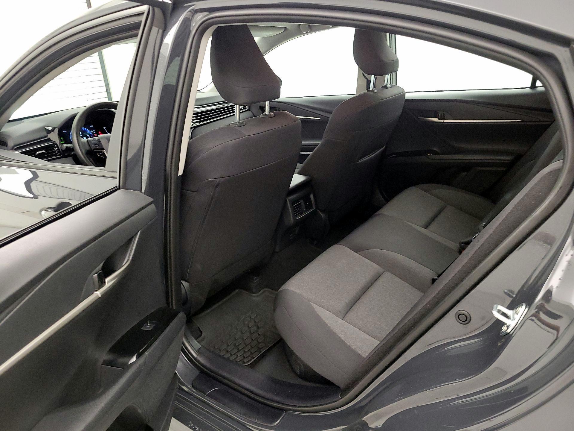 Thumbnail: 2025 Toyota Camry - 19