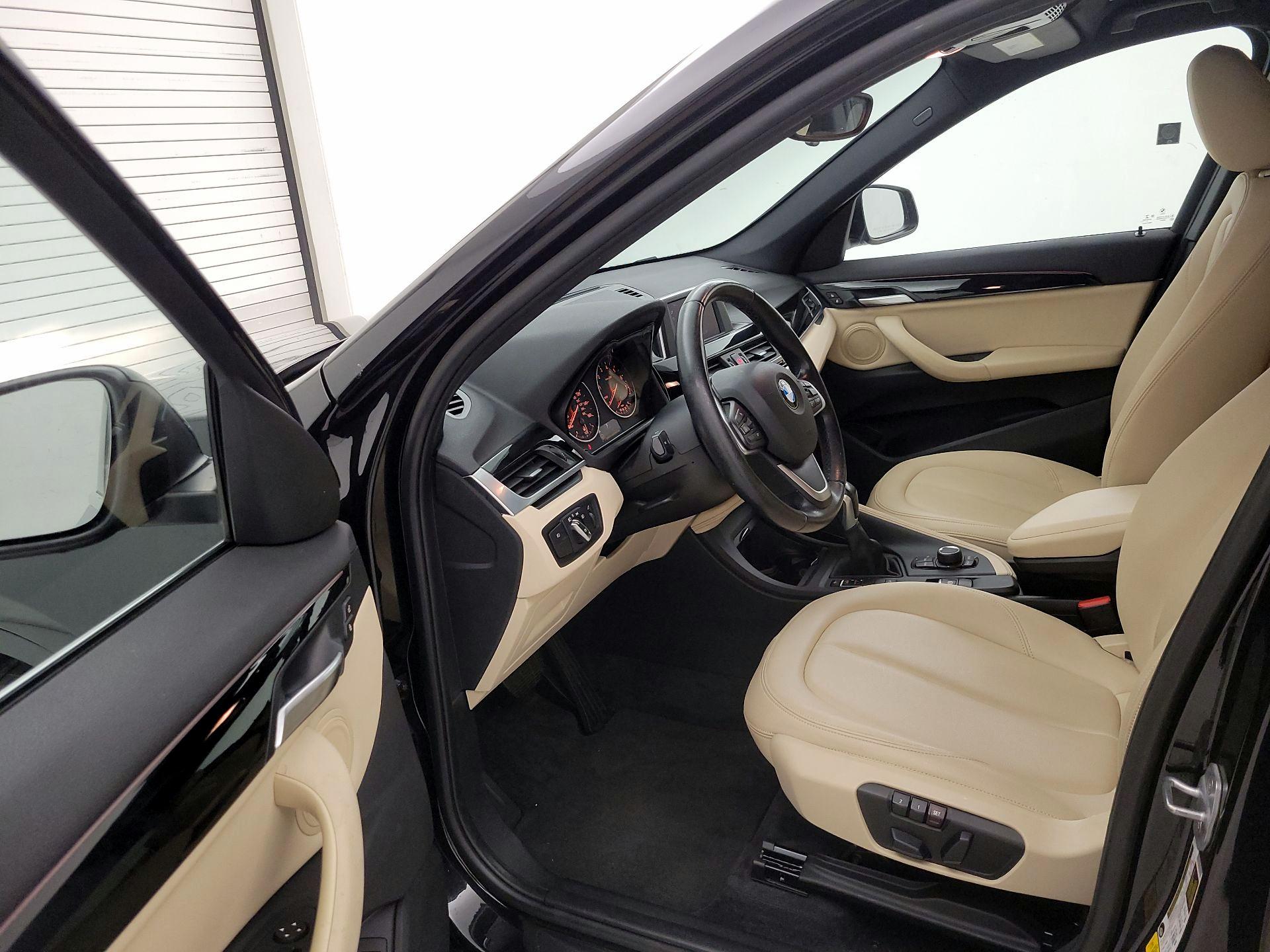 Thumbnail: 2018 BMW X1 - 11