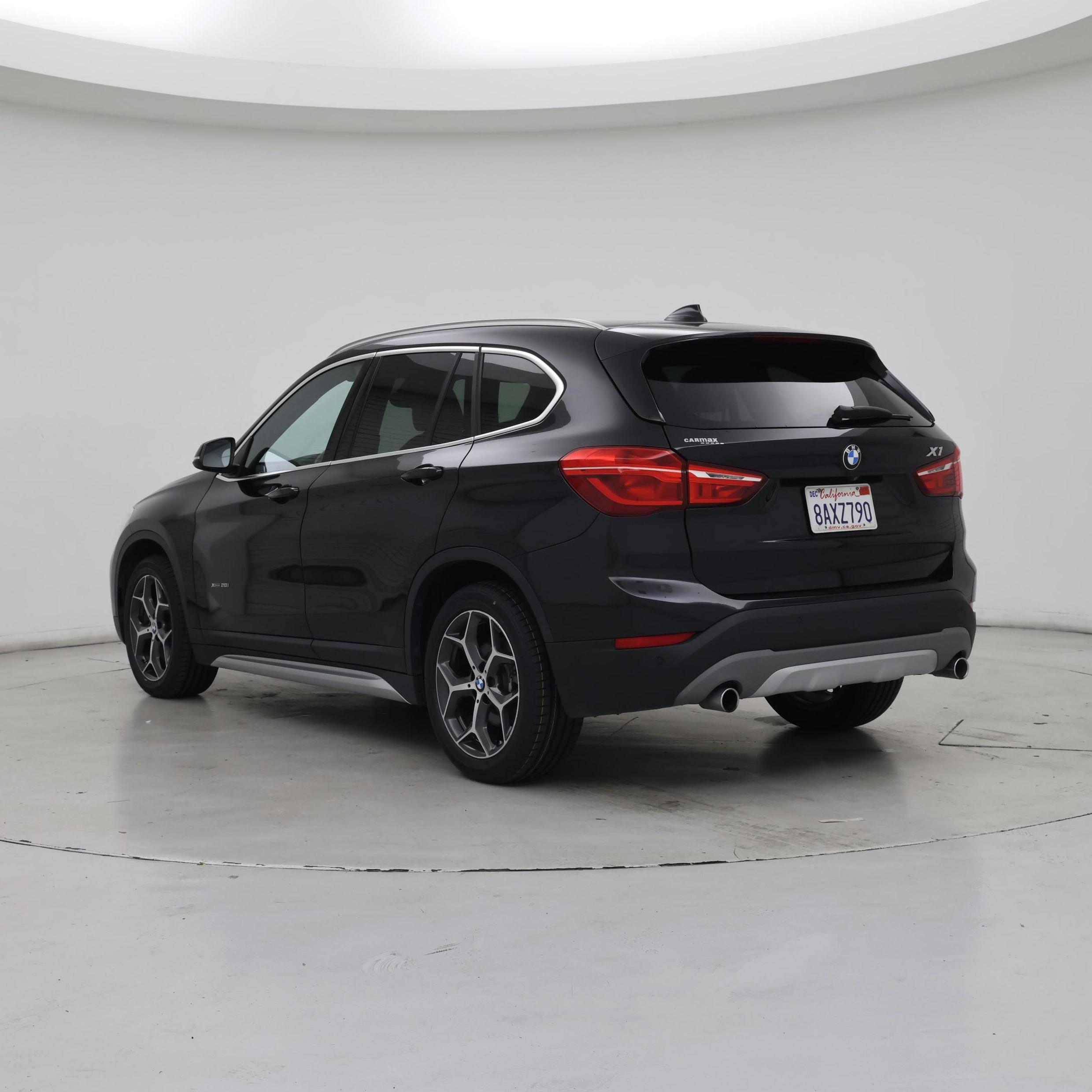 Thumbnail: 2018 BMW X1 - 2