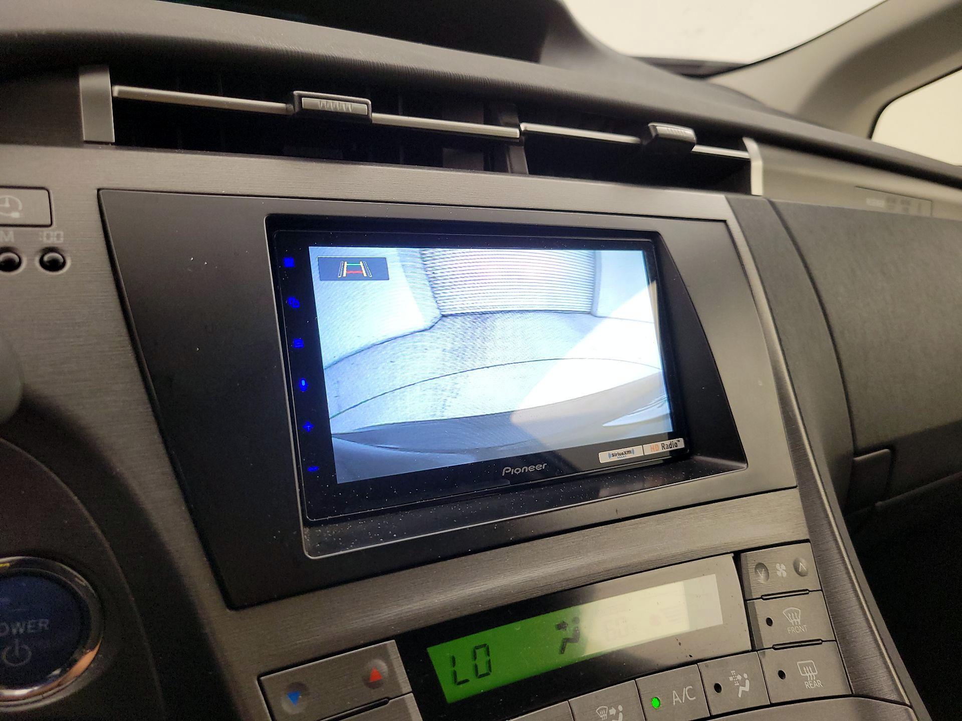 Thumbnail: 2014 Toyota Prius - 14