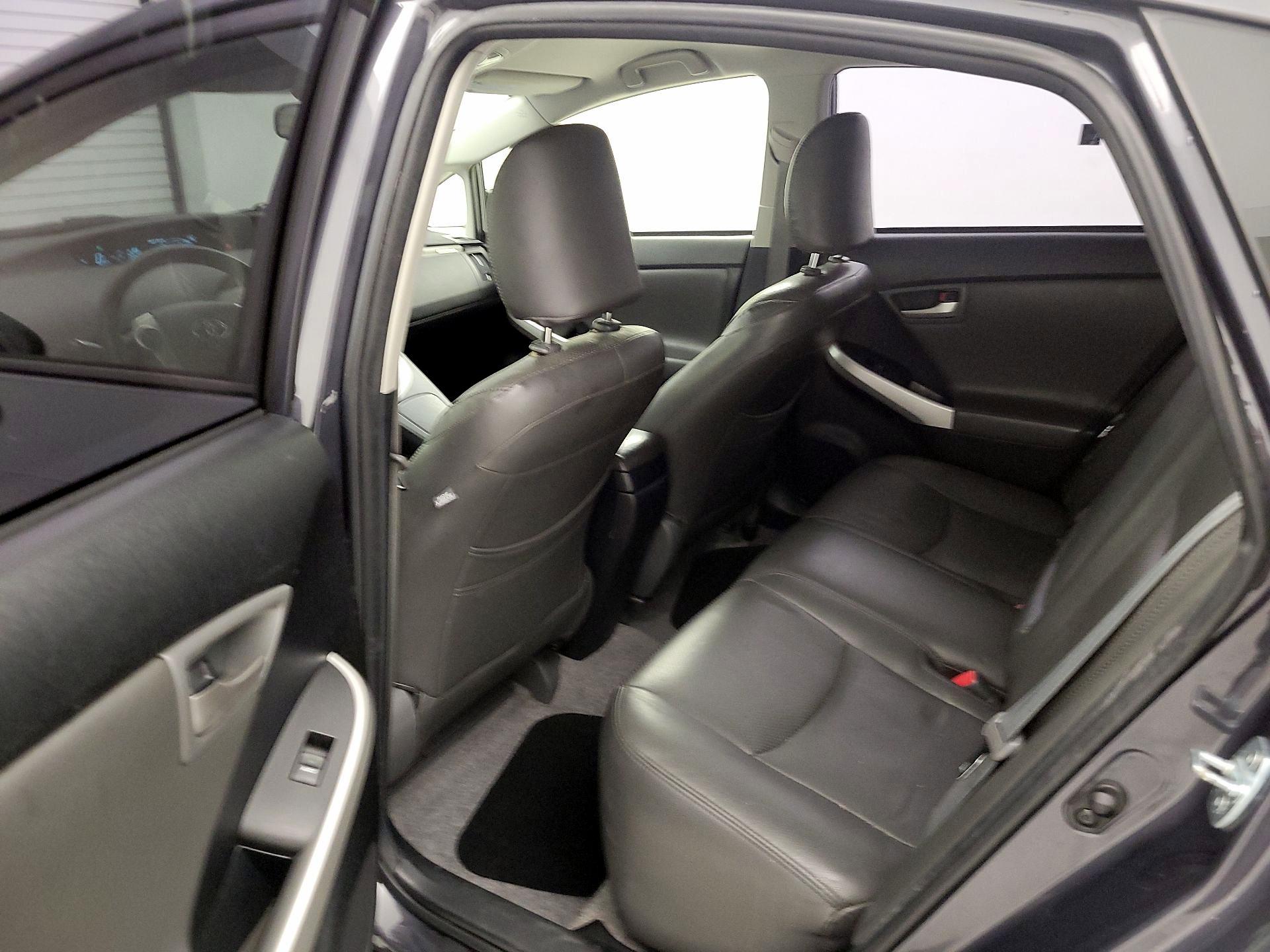 Thumbnail: 2014 Toyota Prius - 19