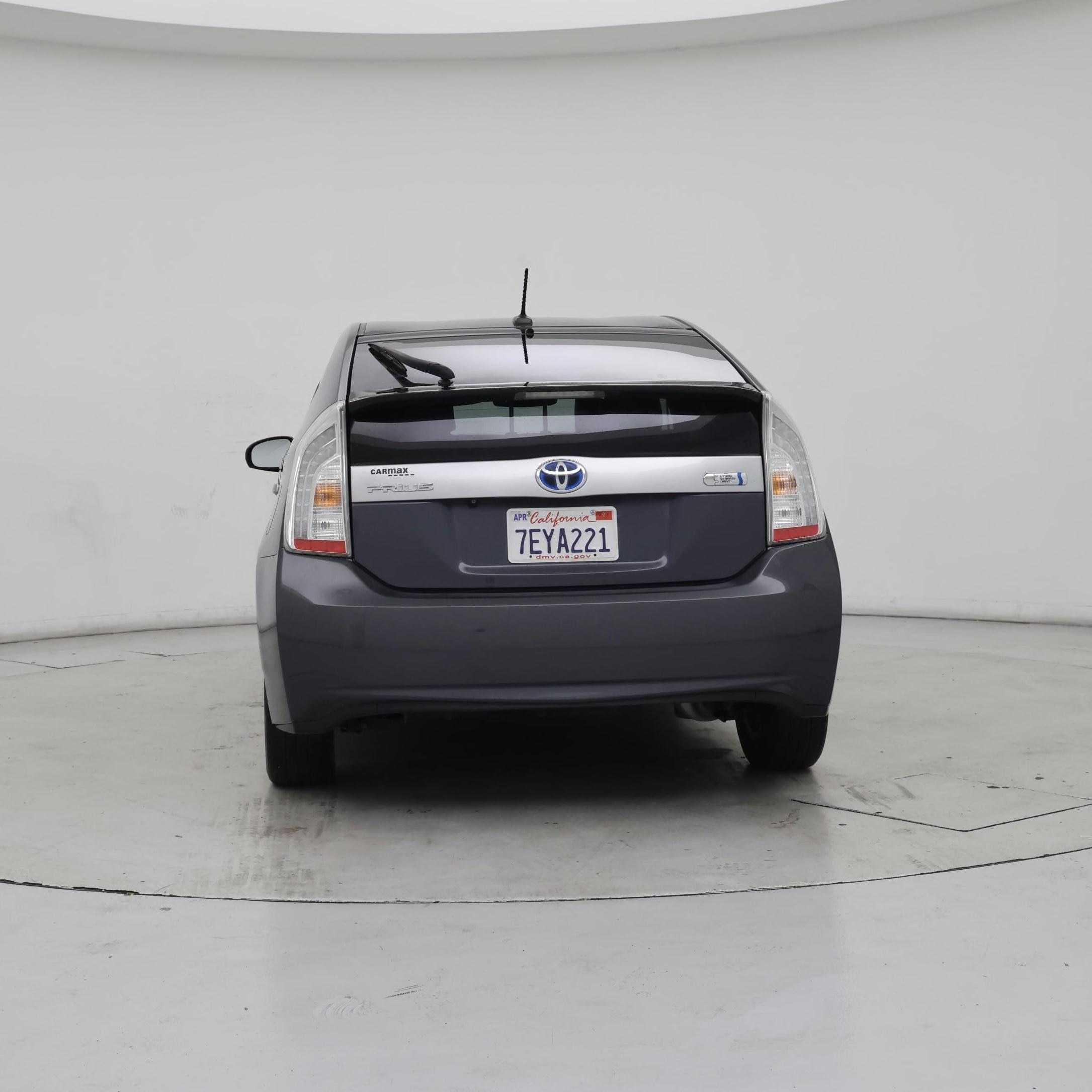 Thumbnail: 2014 Toyota Prius - 6