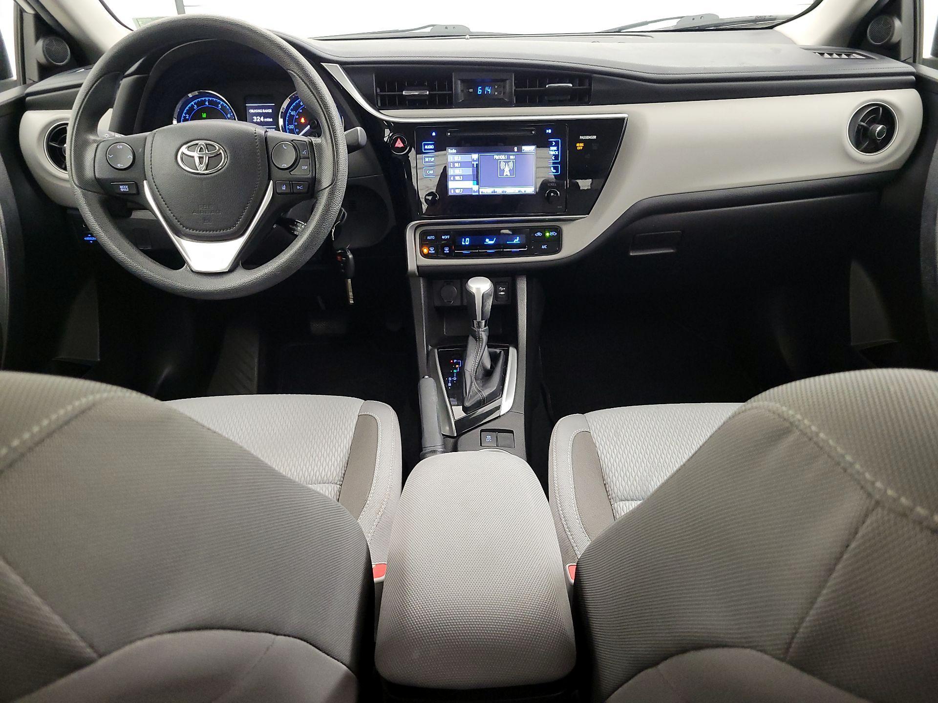 Thumbnail: 2017 Toyota Corolla - 9