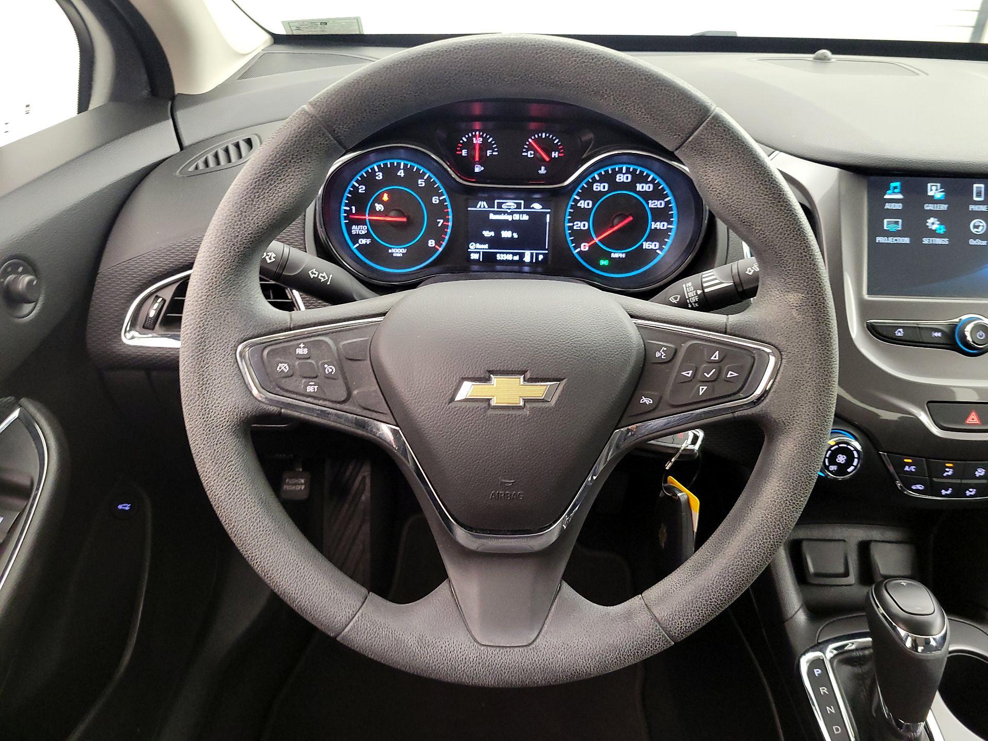 Thumbnail: 2016 Chevrolet Cruze - 10