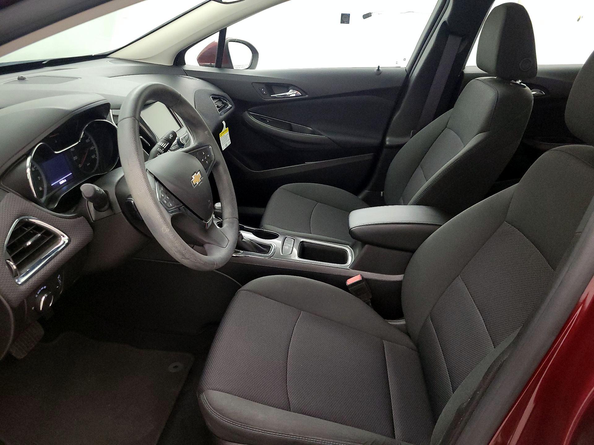 Thumbnail: 2016 Chevrolet Cruze - 11