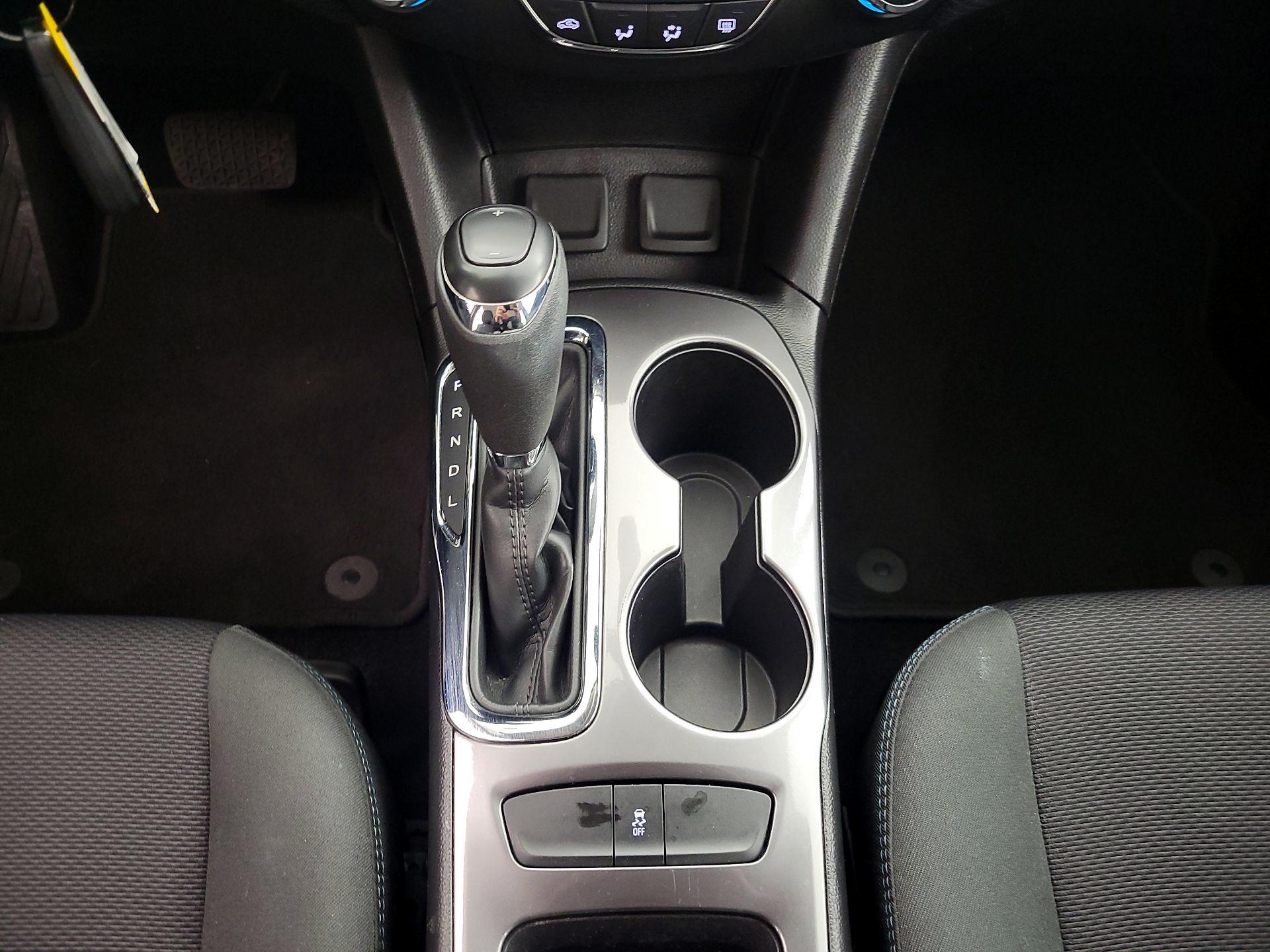 Thumbnail: 2016 Chevrolet Cruze - 17